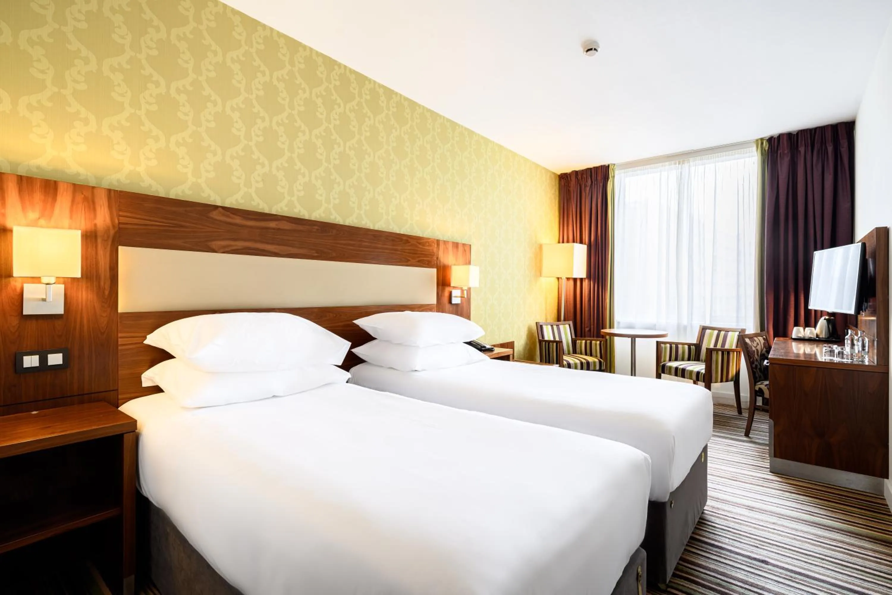 Bed in Mercure Liege City Centre