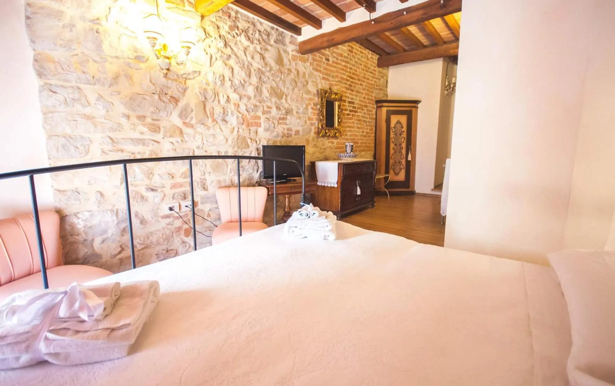 Photo of the whole room, Bed in B&B Antica Gabella