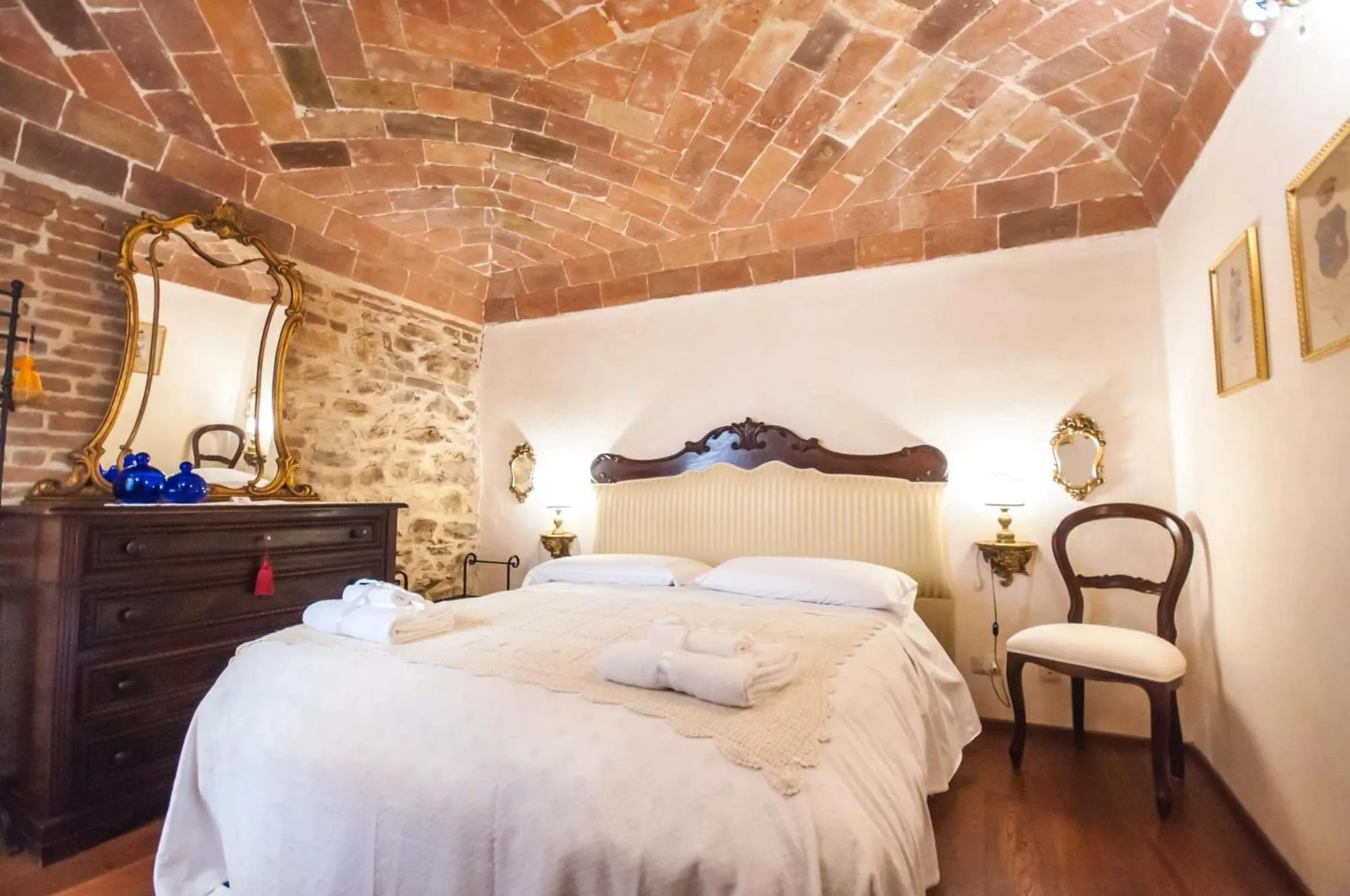 Photo of the whole room, Bed in B&B Antica Gabella