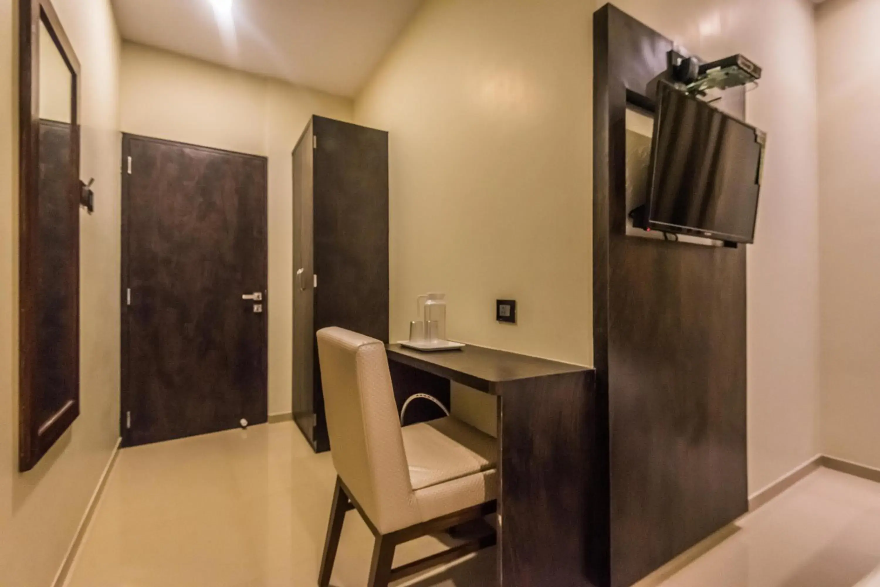 Deluxe Double Room in Hotel atlas grand andheri midc Deluxe Double Room in Hotel atlas grand andheri midc