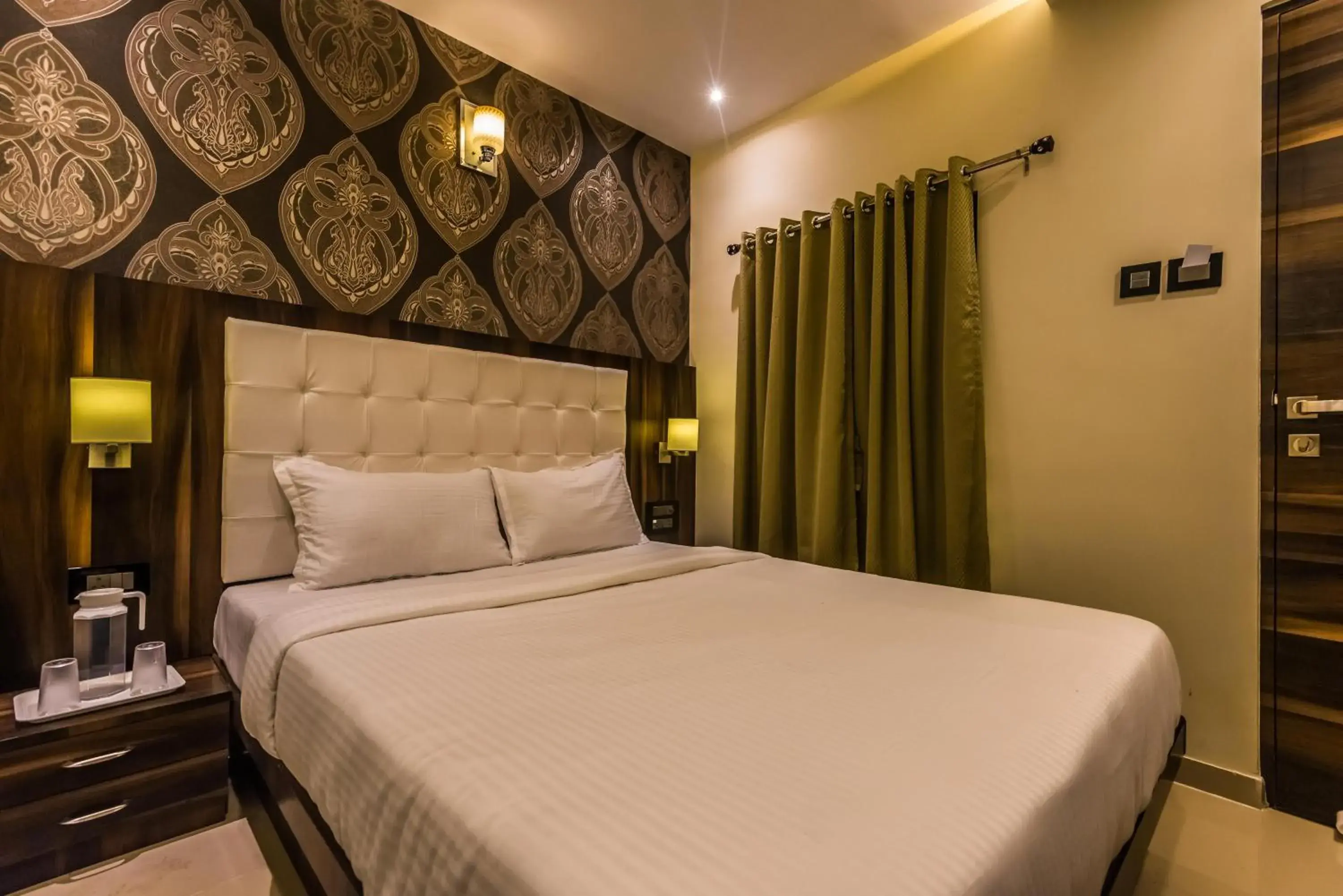 Deluxe Single Room in Hotel atlas grand andheri midc Deluxe Single Room in Hotel atlas grand andheri midc