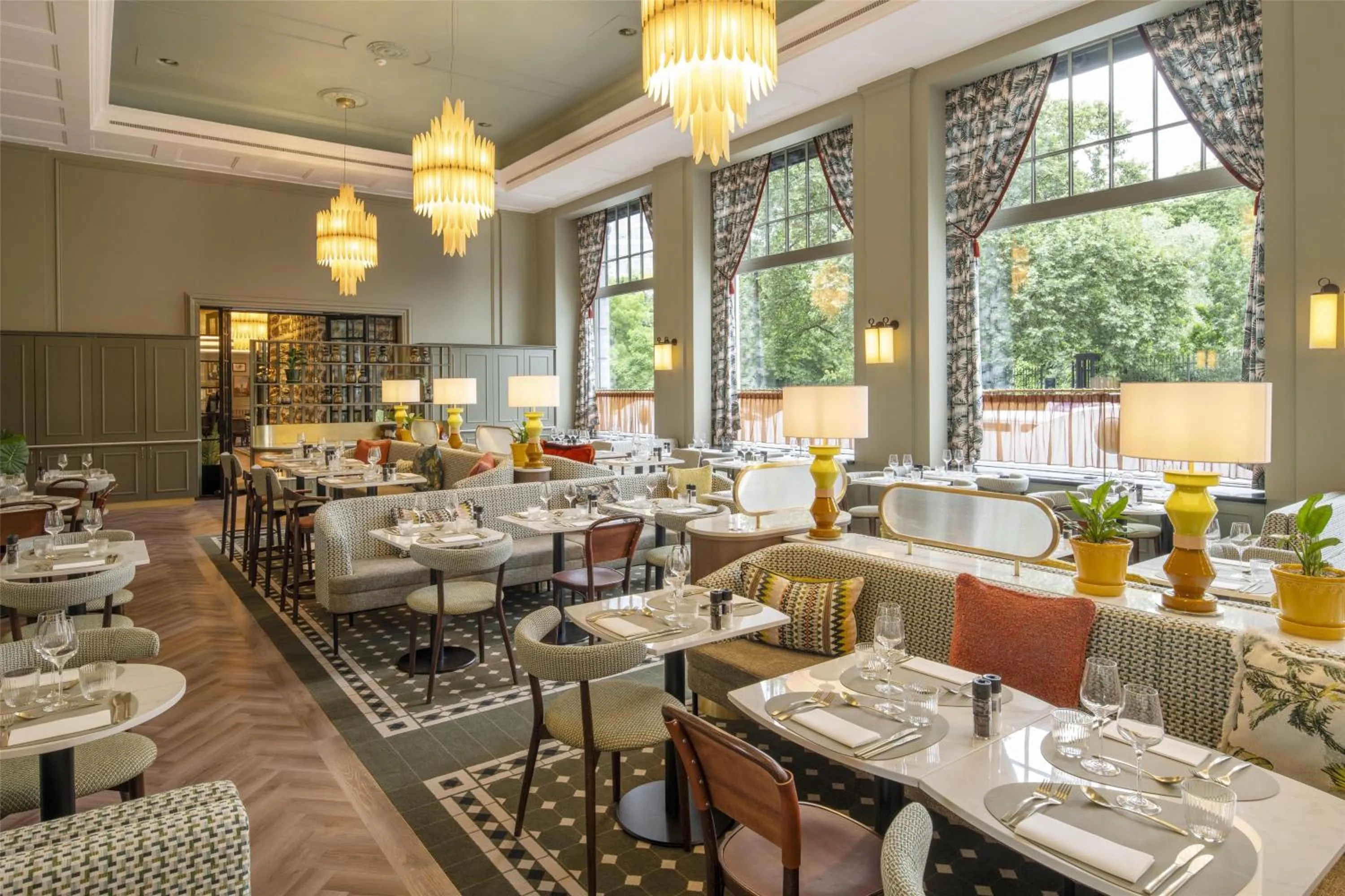 Restaurant/places to eat in DoubleTree By Hilton Brussels City