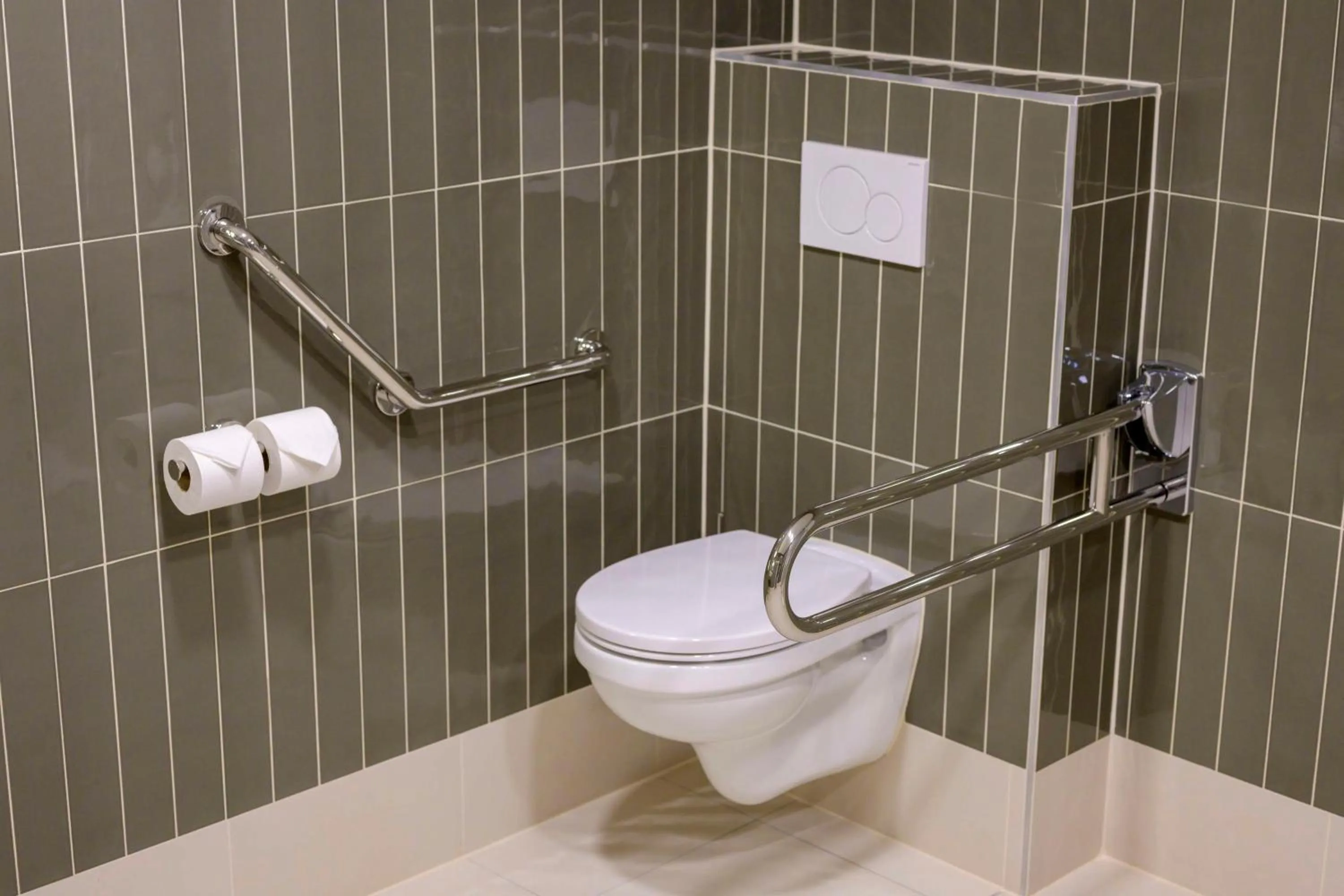 Photo of the whole room in DoubleTree By Hilton Brussels City