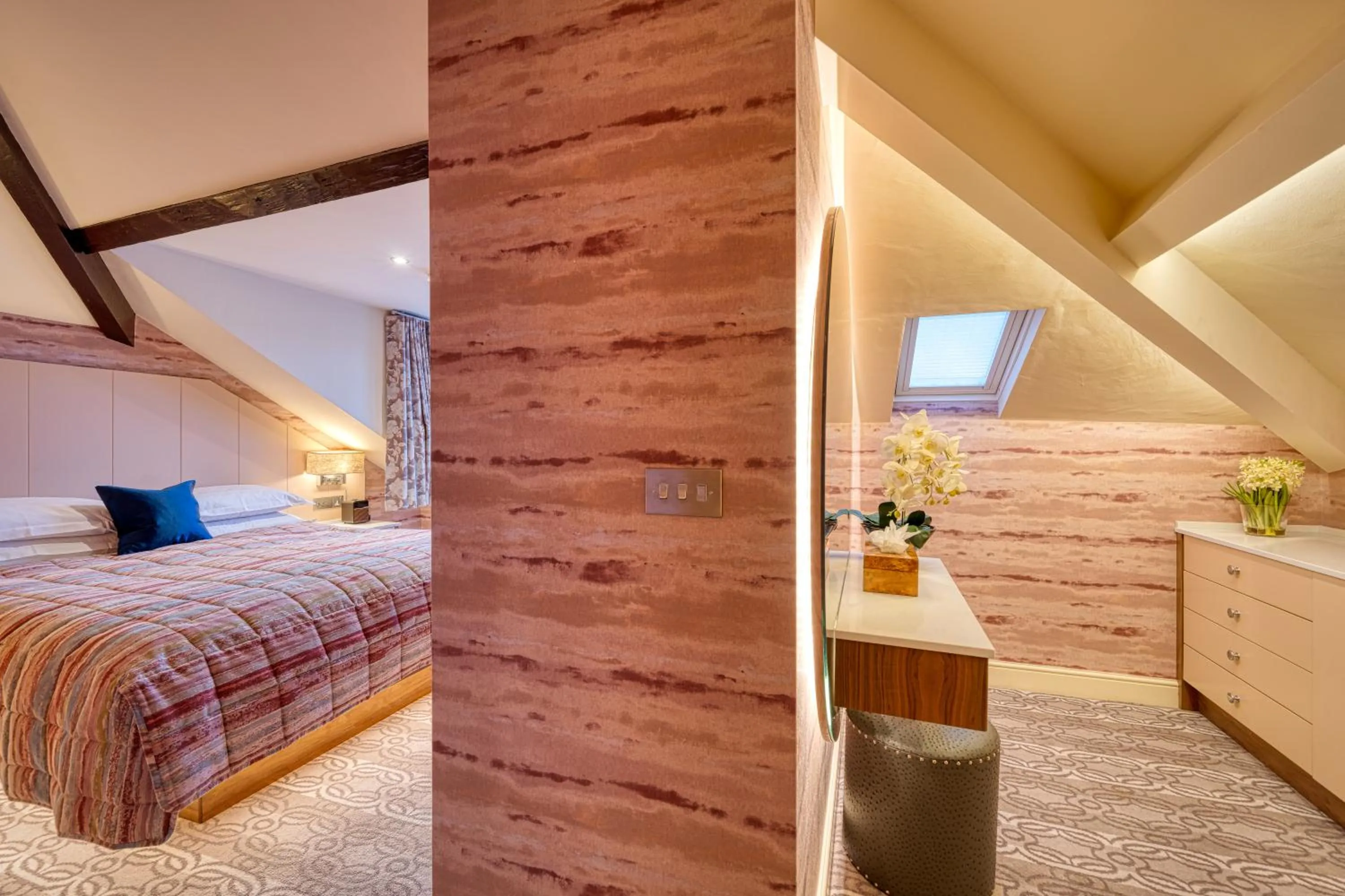 Bed in Ambleside Salutation Hotel & Spa