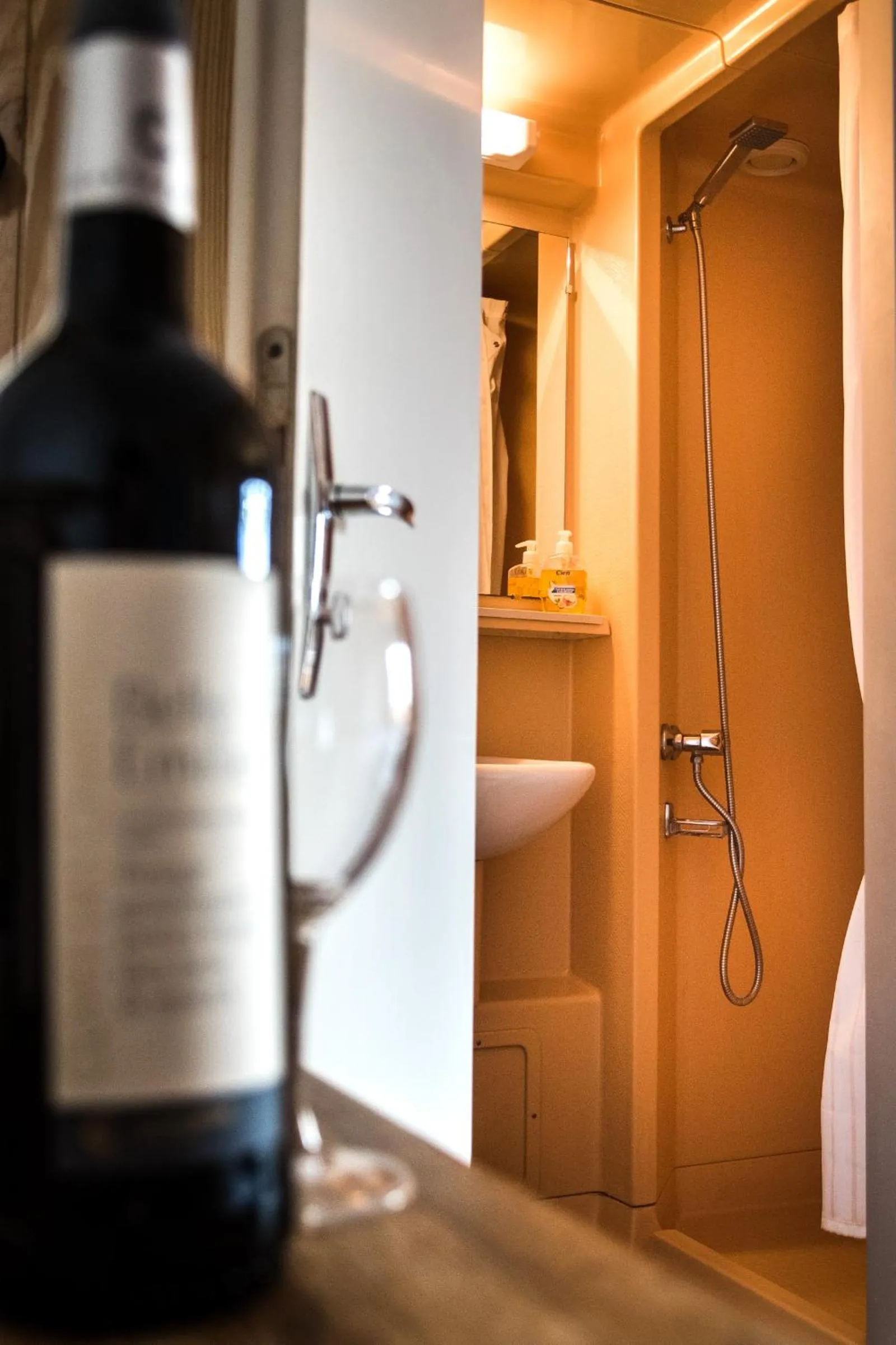 Shower in Nant Morzine