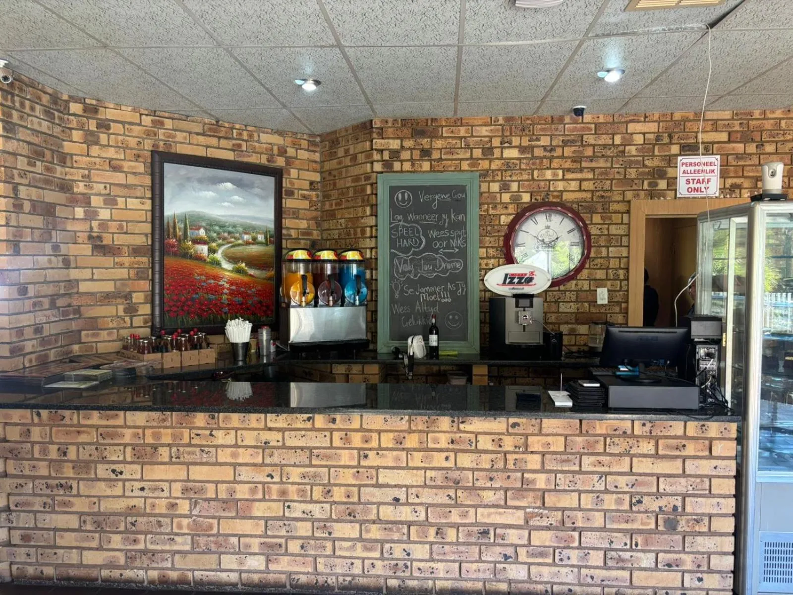 Restaurant/places to eat in Leach Lodge