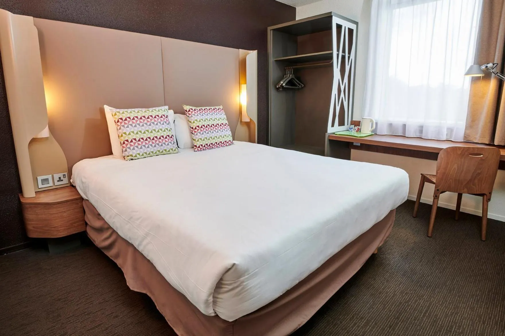 Bed in Campanile Hotel - Birmingham