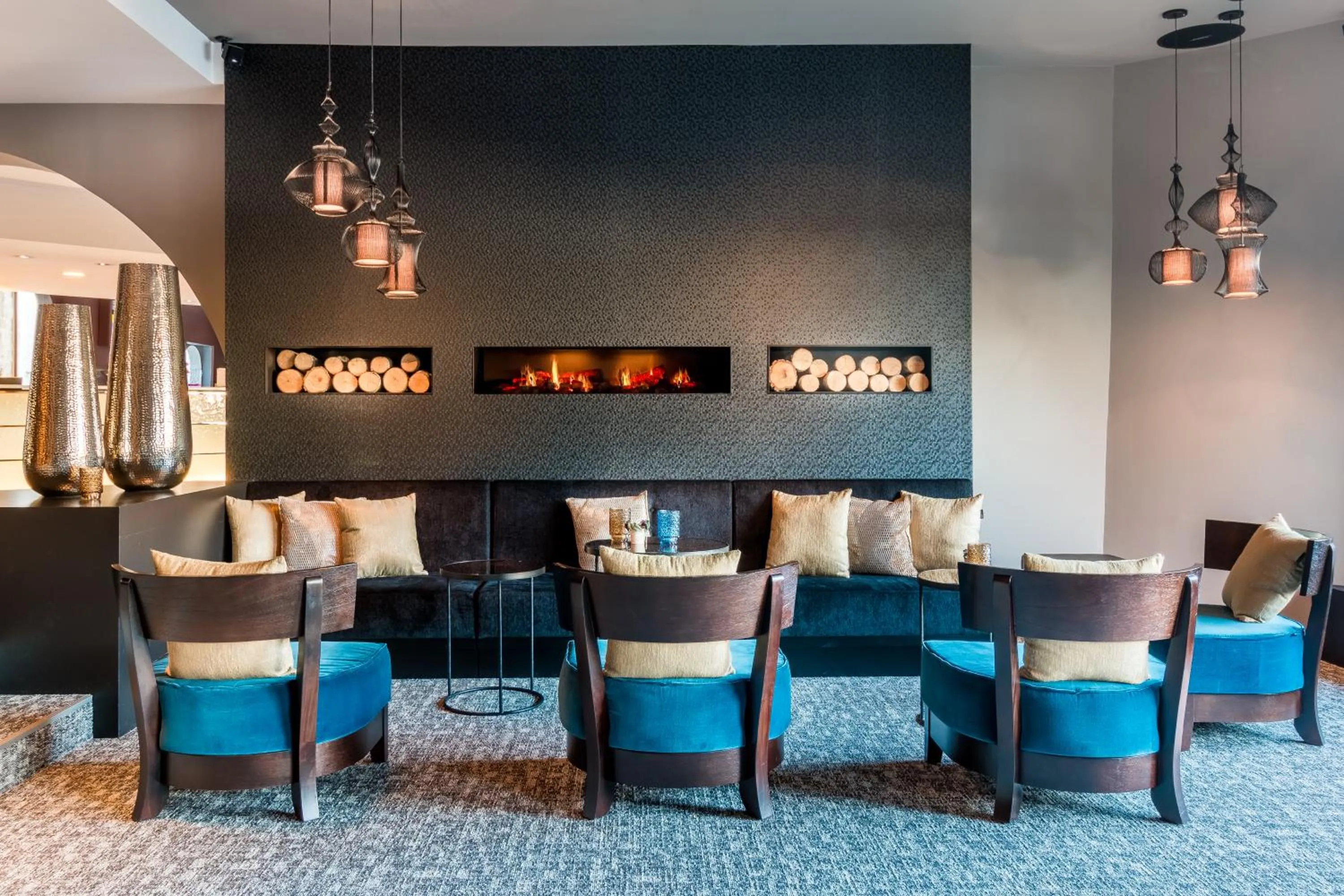 Lounge or bar in Martin's Château Du Lac