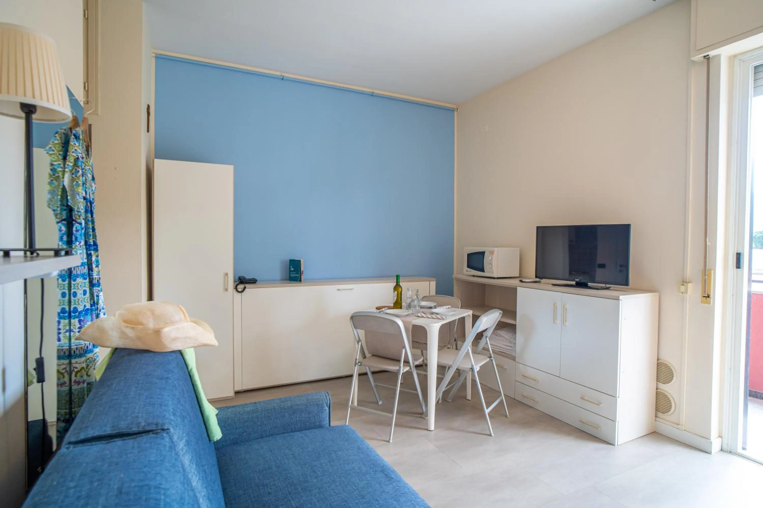 TV and multimedia in Residence La Palma