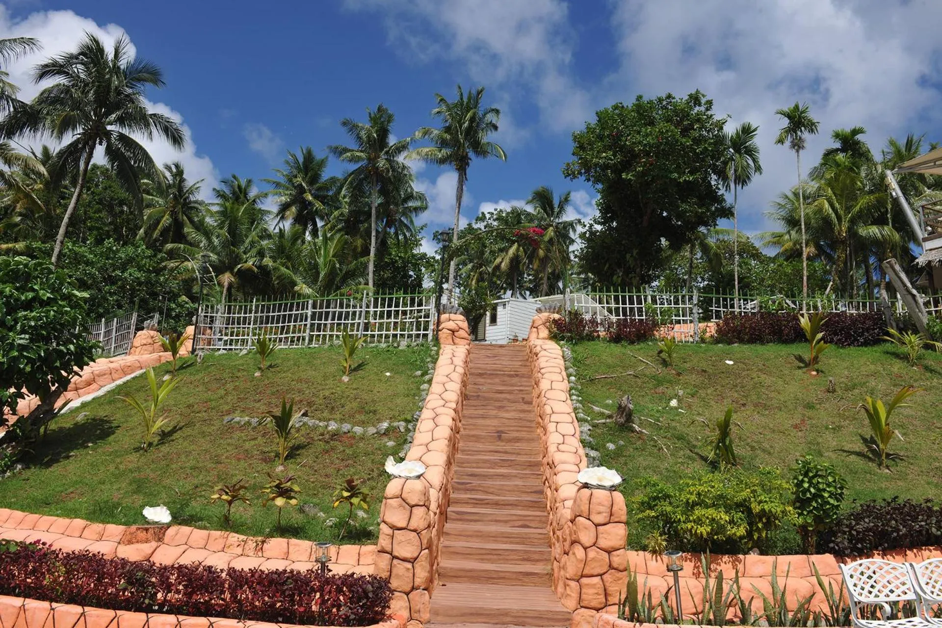 Natural landscape in Shell Villa apartel resort