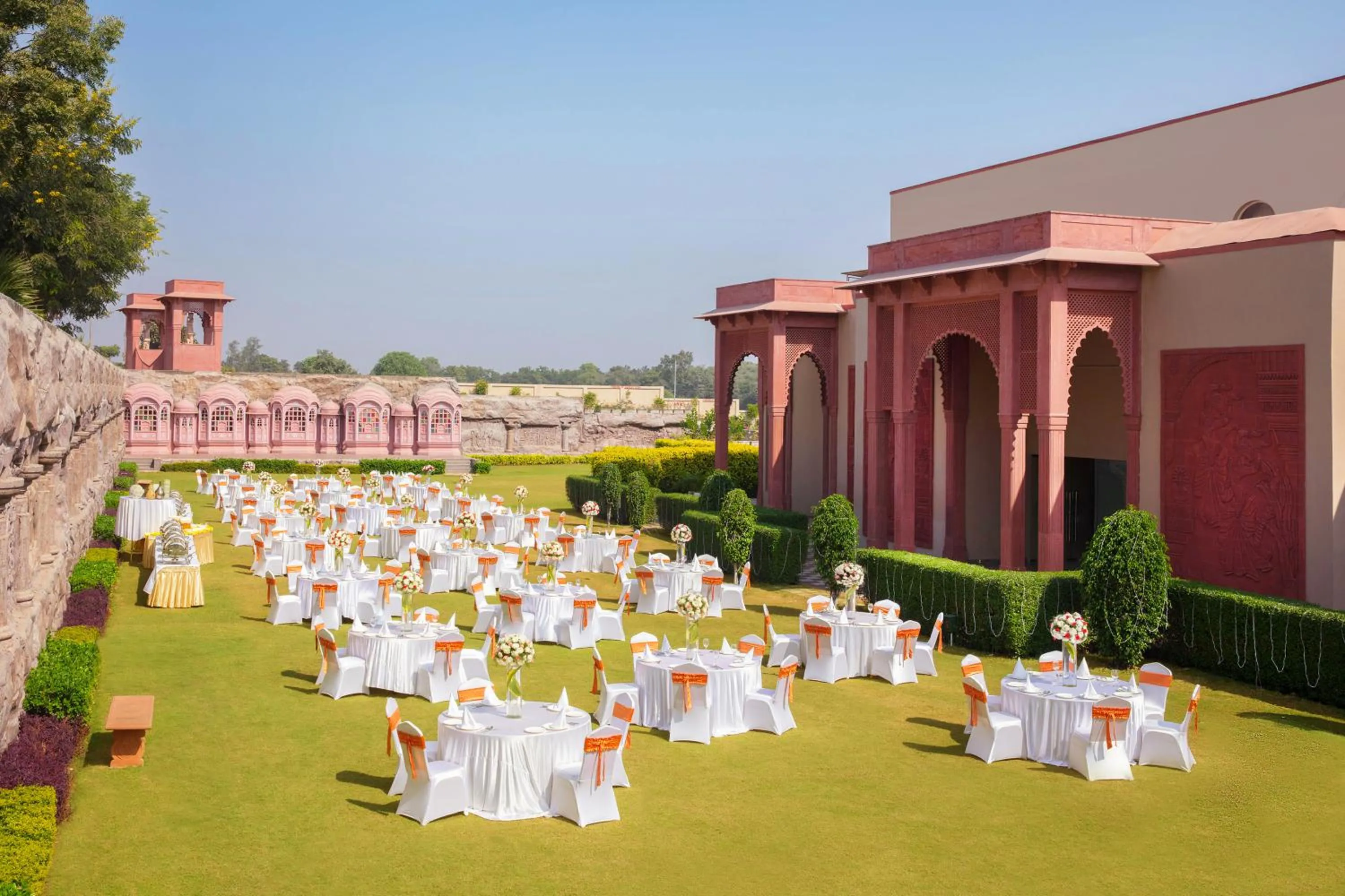 Garden in Orchha Palace and Convention Centre