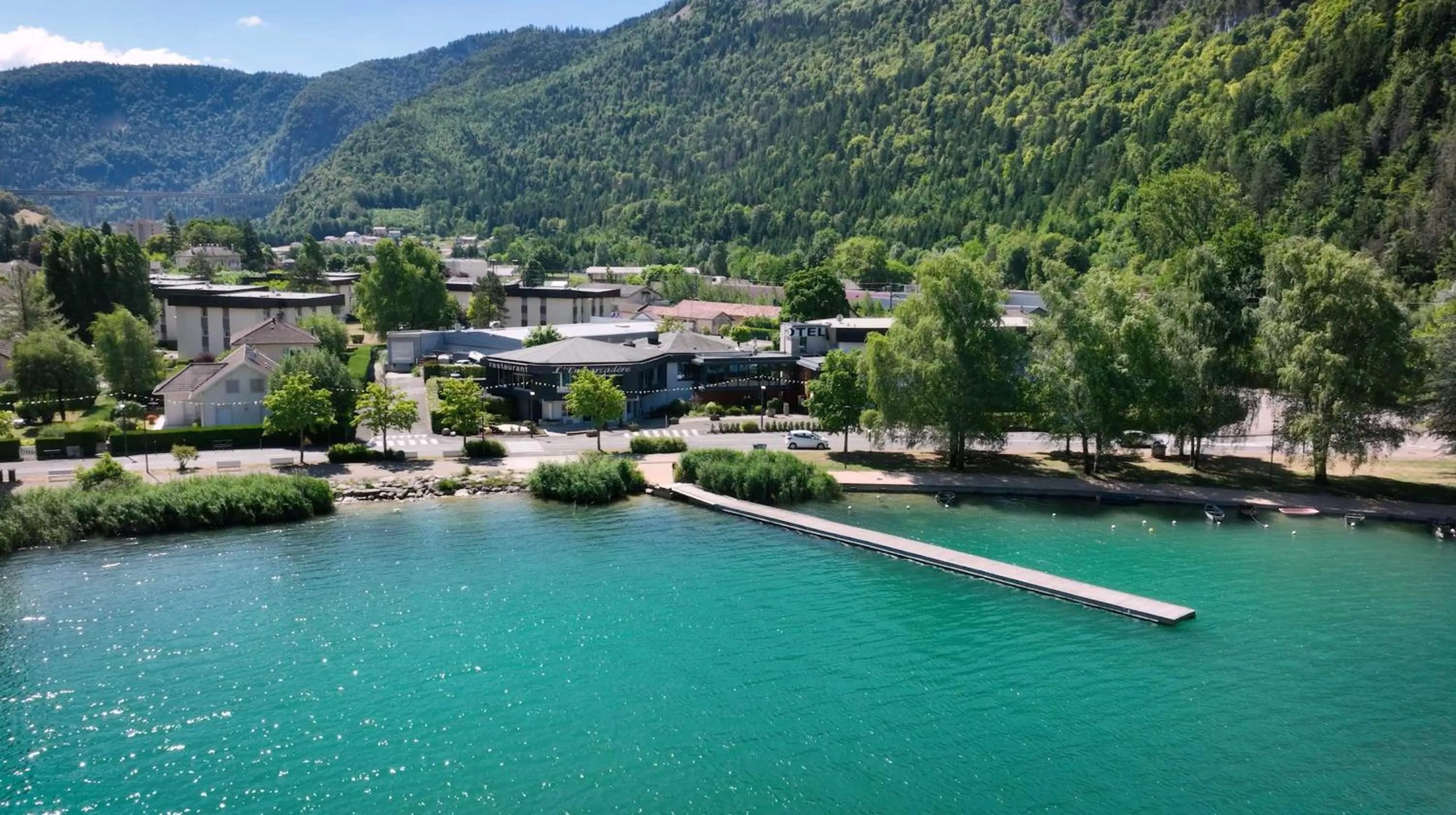 Property building in Logis Hotel L'Embarcadère