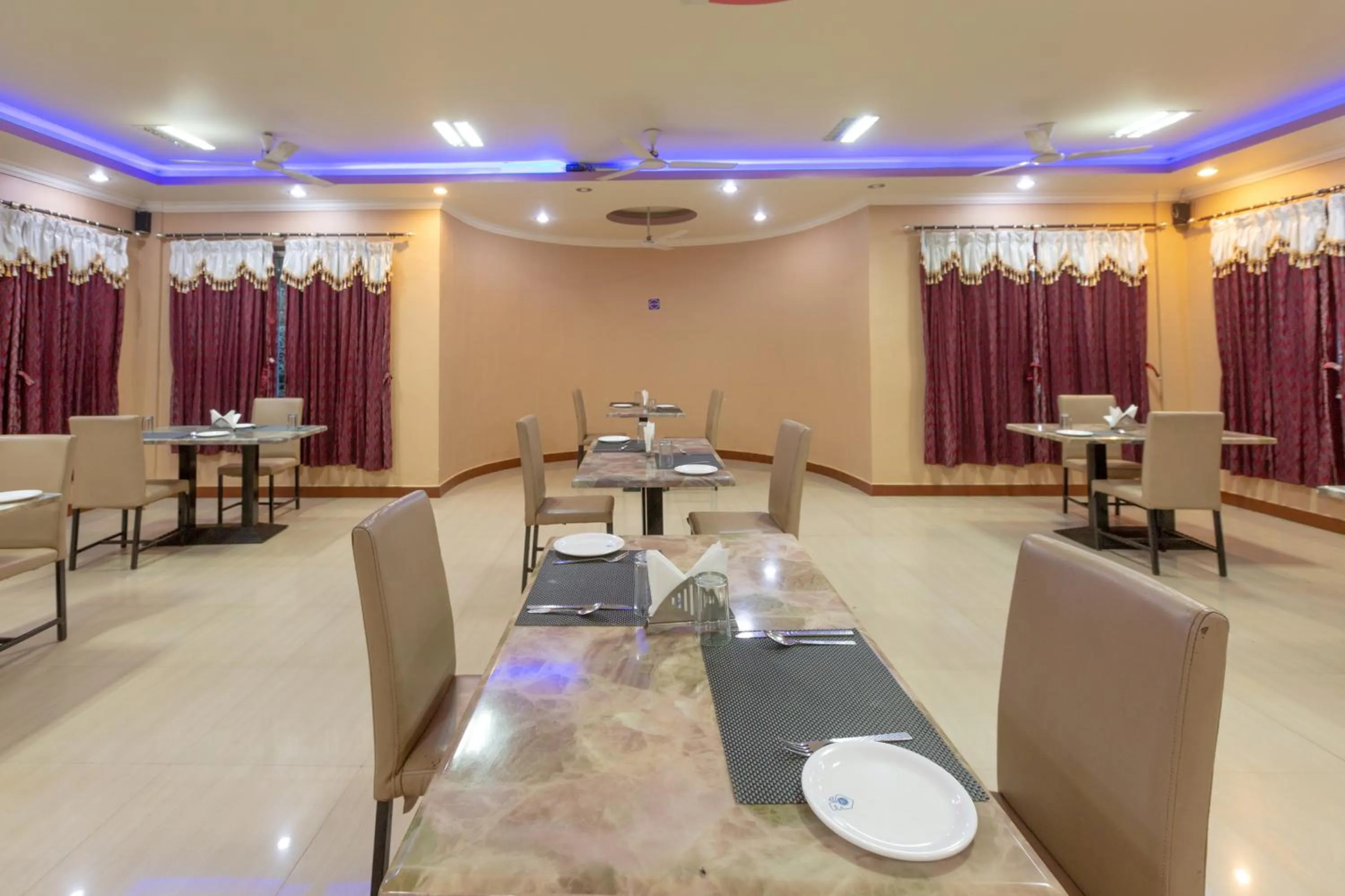 KSTDC Hotel Mayura Chalukya, Badami