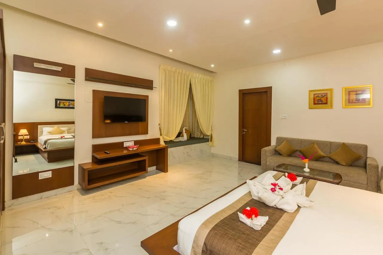 TV and multimedia, Bed in The G Mount Valley Resort, Kumbhalgarh