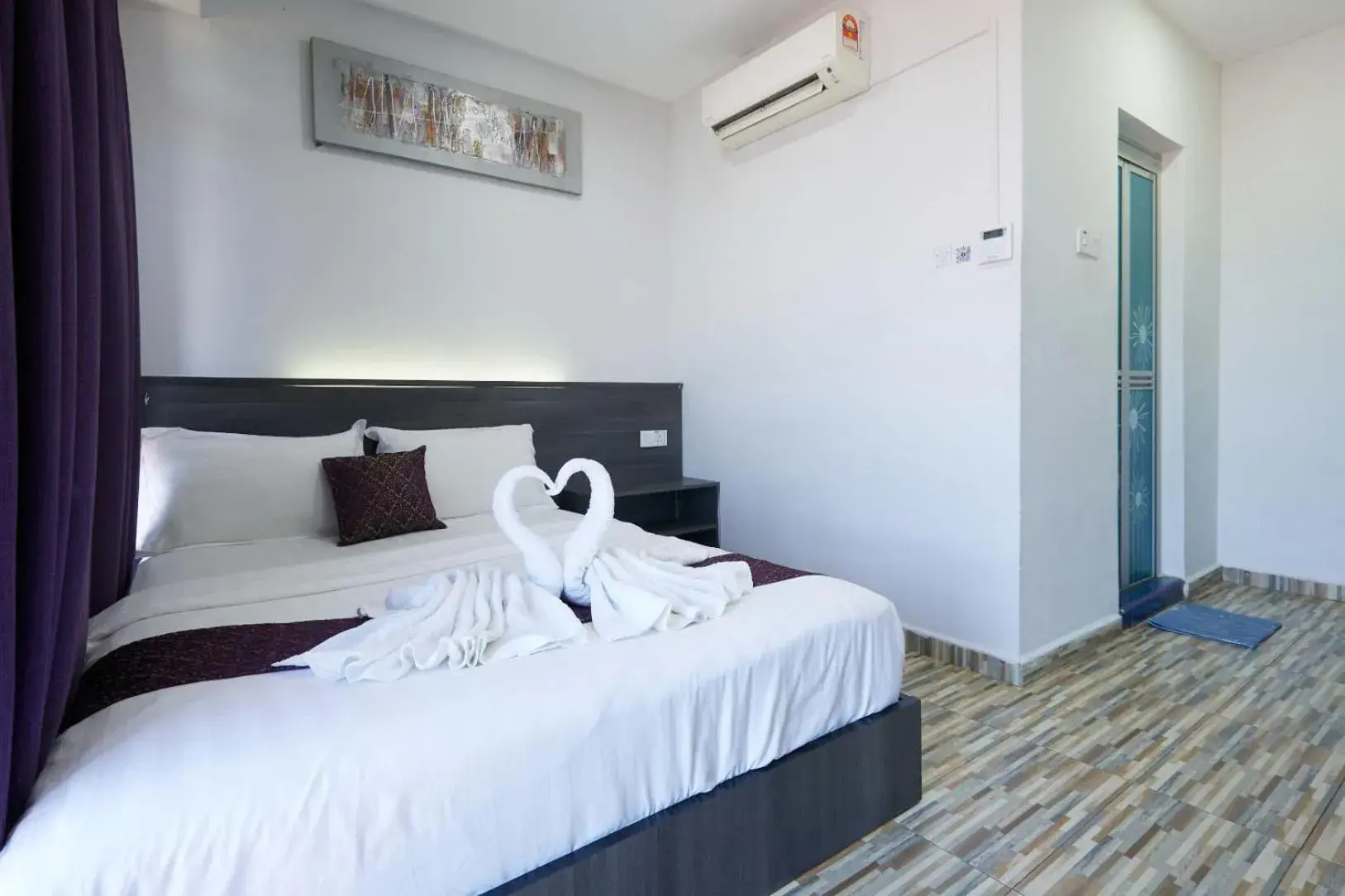 Deluxe Room in Fast Hotel Idaman Near To IIUM KL Deluxe Room in Fast Hotel Idaman Near To IIUM KL