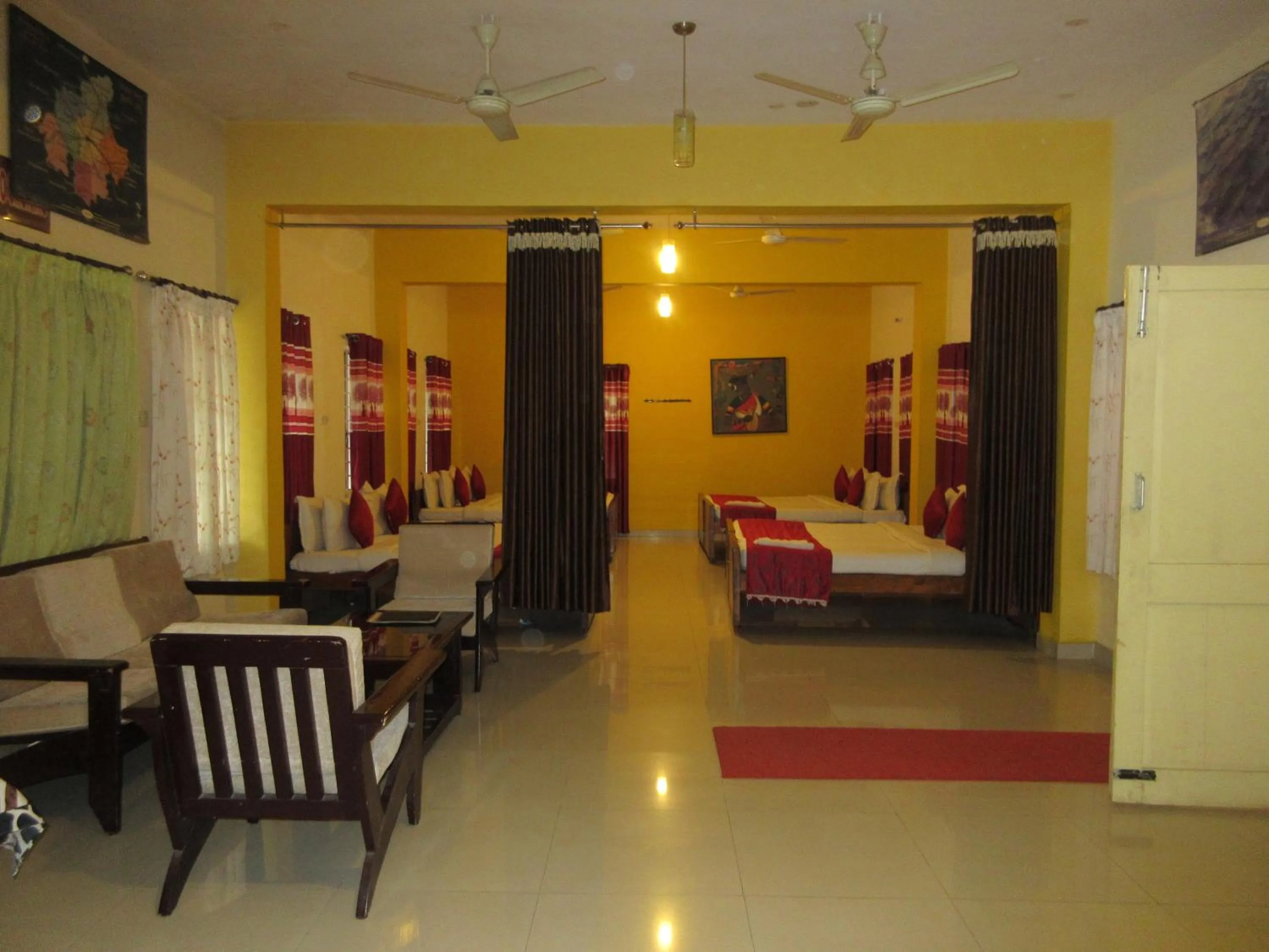 Bed in KSTDC Hotel Mayura Velapuri Belur