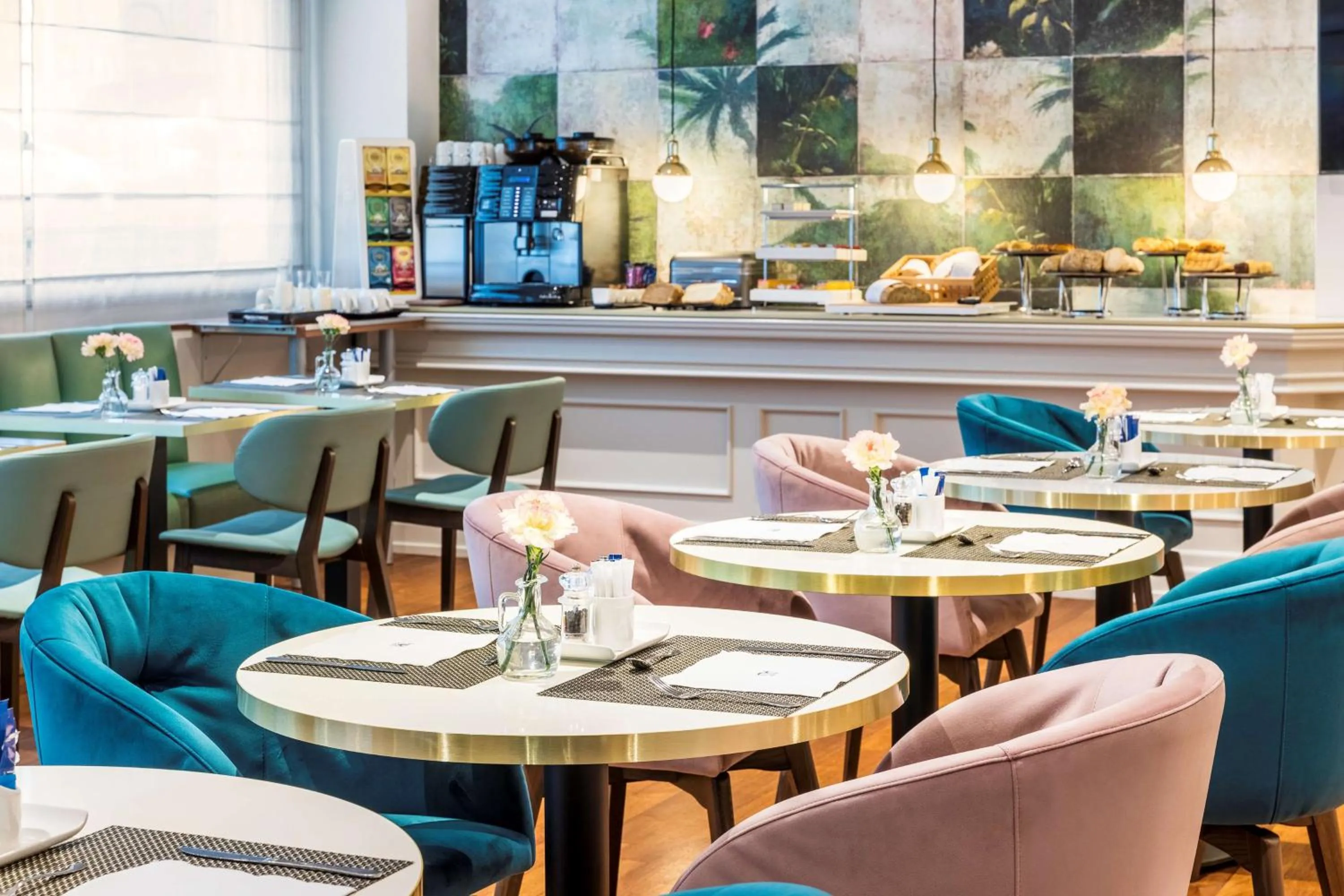 Restaurant/places to eat in NH Brussels Stéphanie