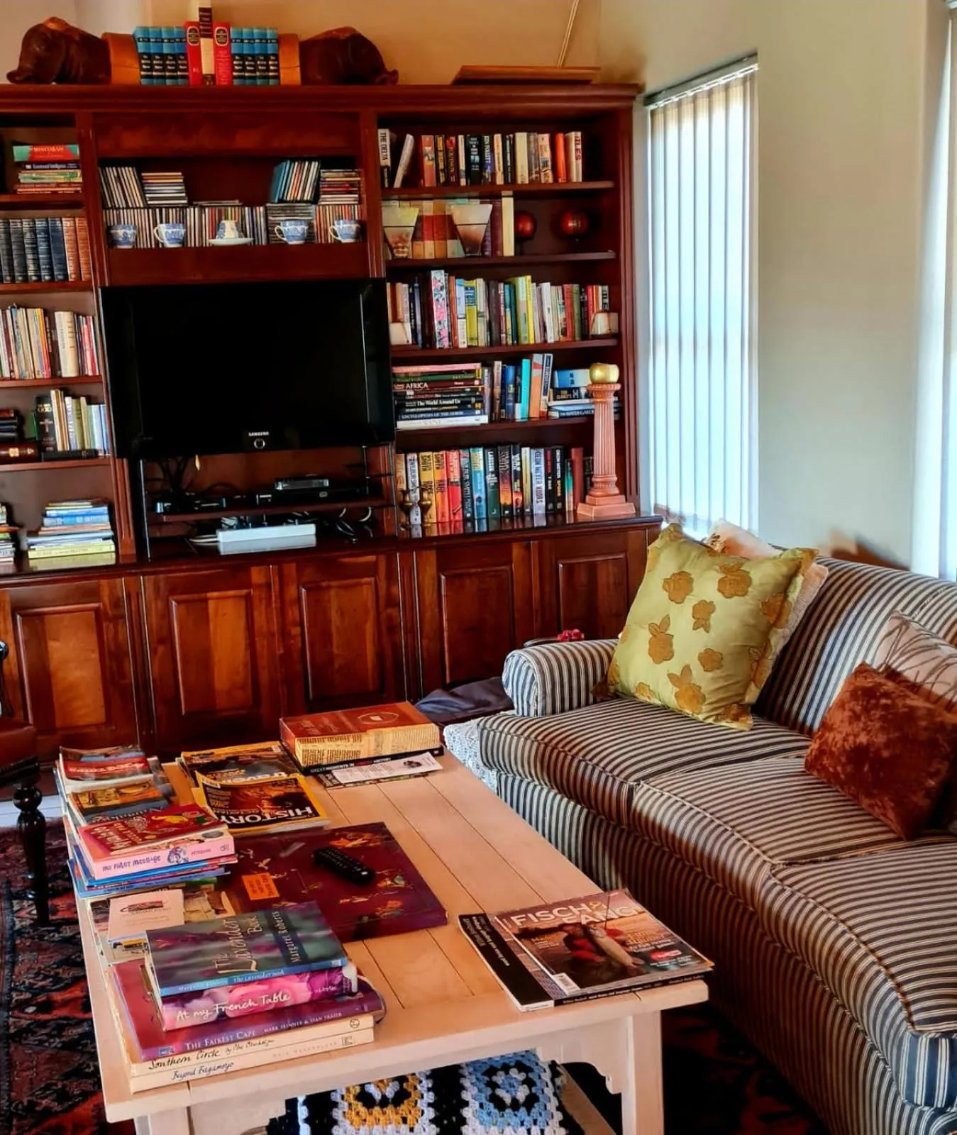 Library in Wellington Country House