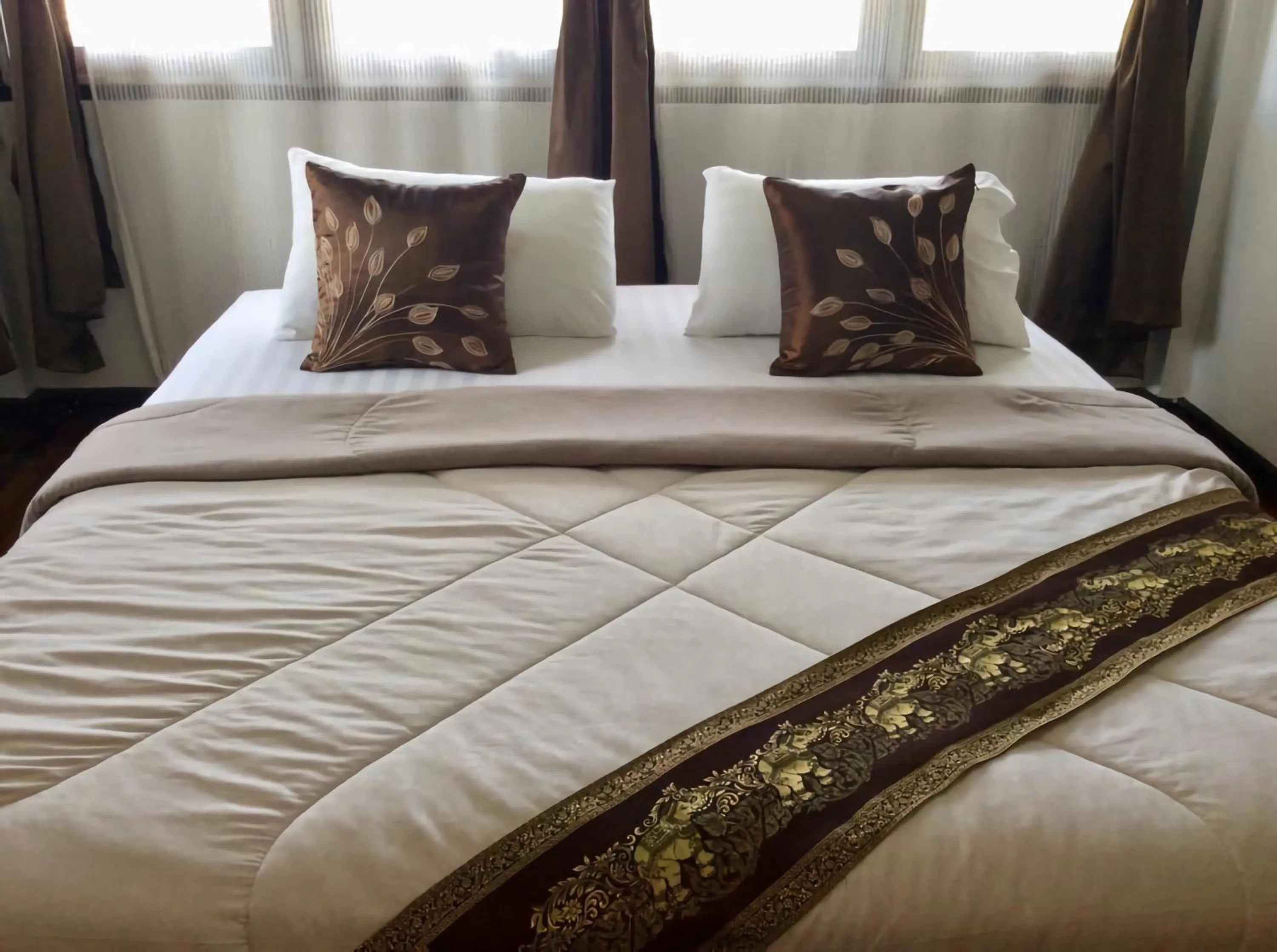 Bedroom, Bed in Naturbliss Resort Village