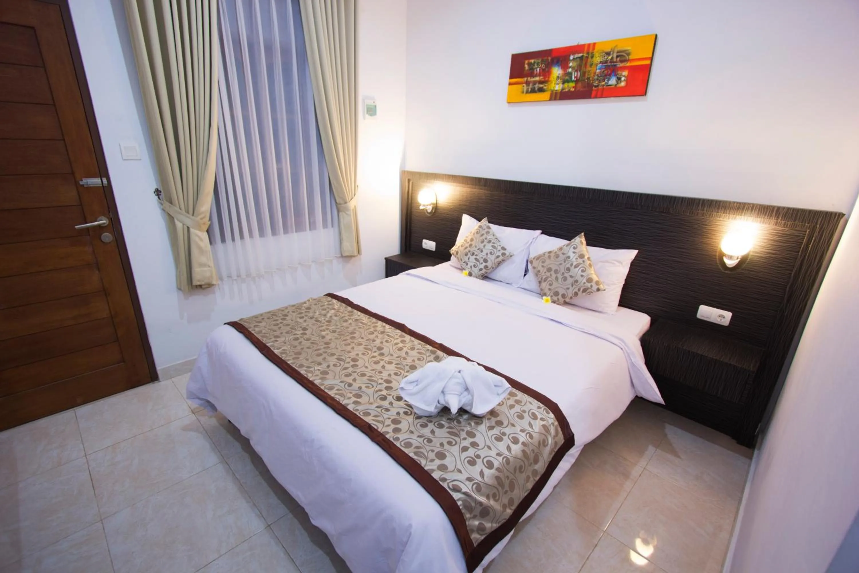 Night, Bed in Asta House