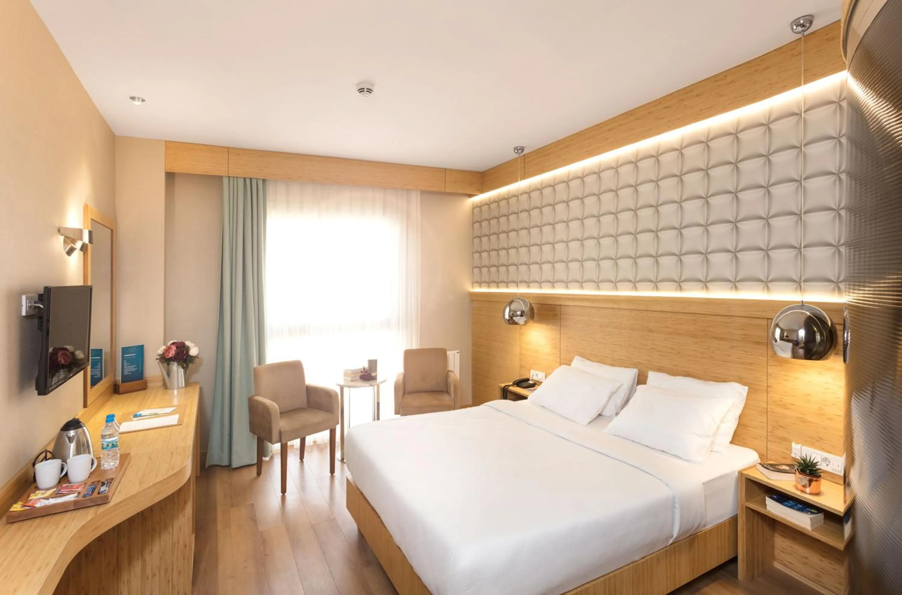 Photo of the whole room, Bed in İstanbul Medikal Termal