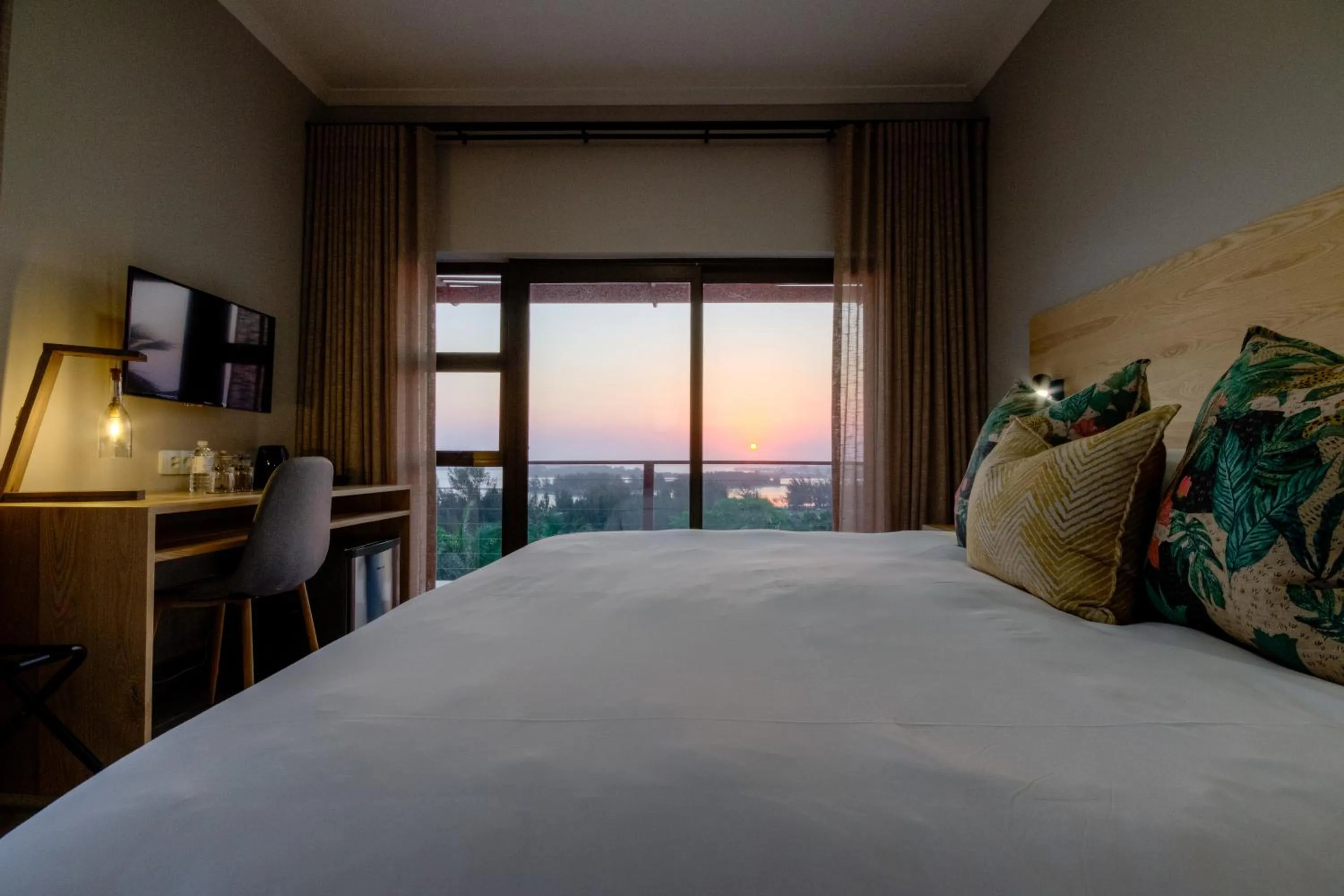 View (from property/room), Bed in The Ridge Guesthouse