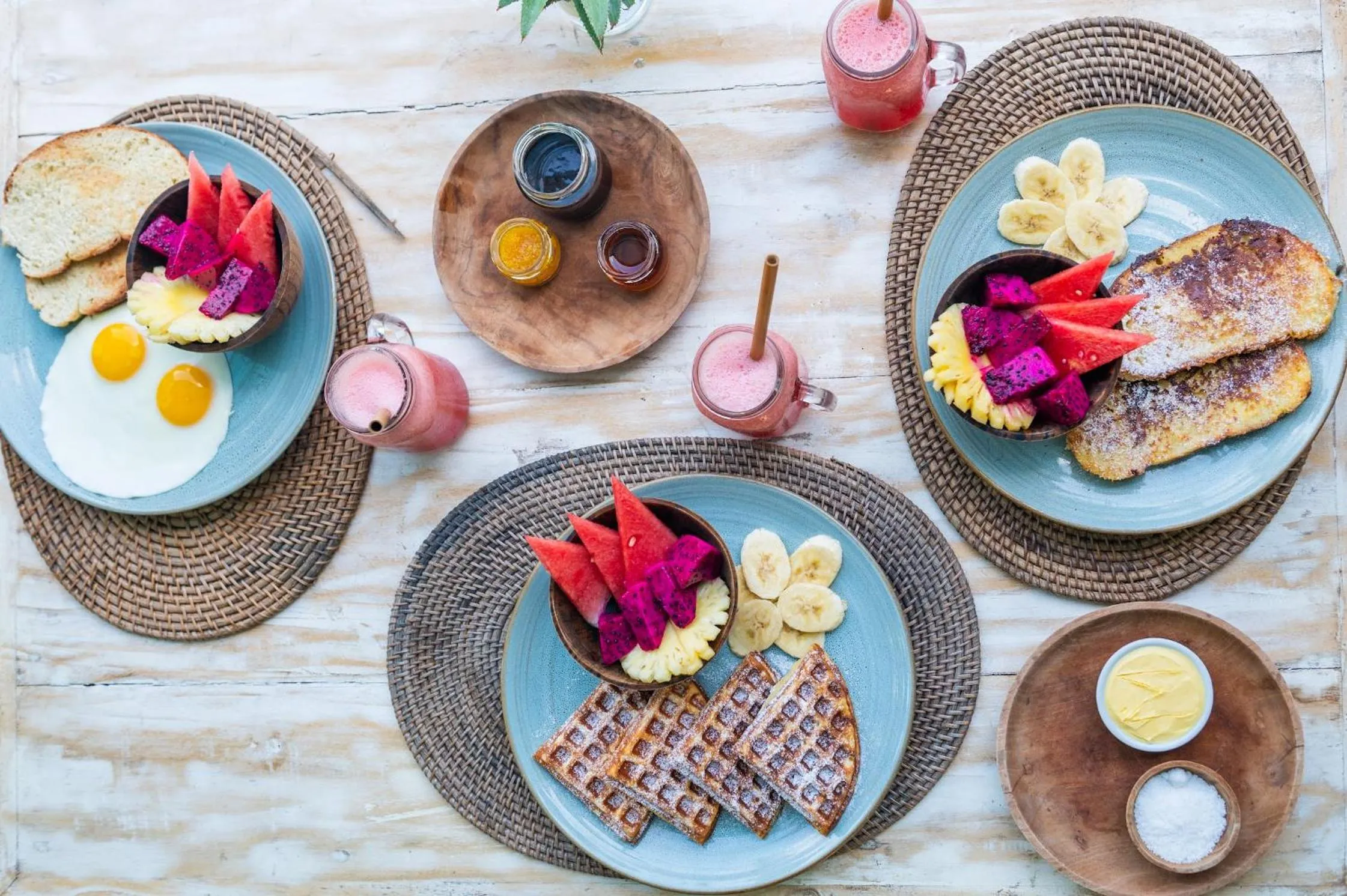 Breakfast in Gili Matiki