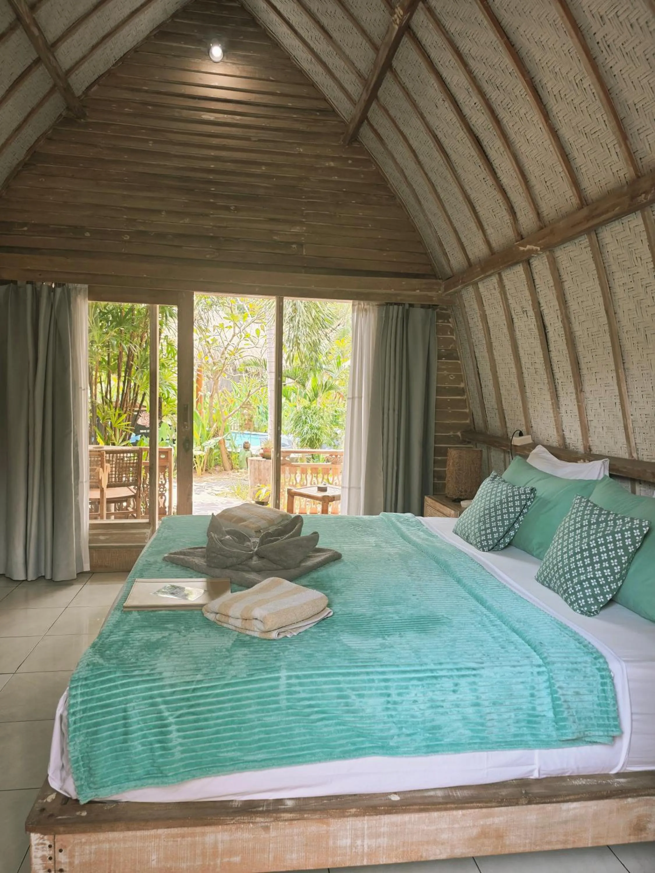 Bed in Gili Matiki
