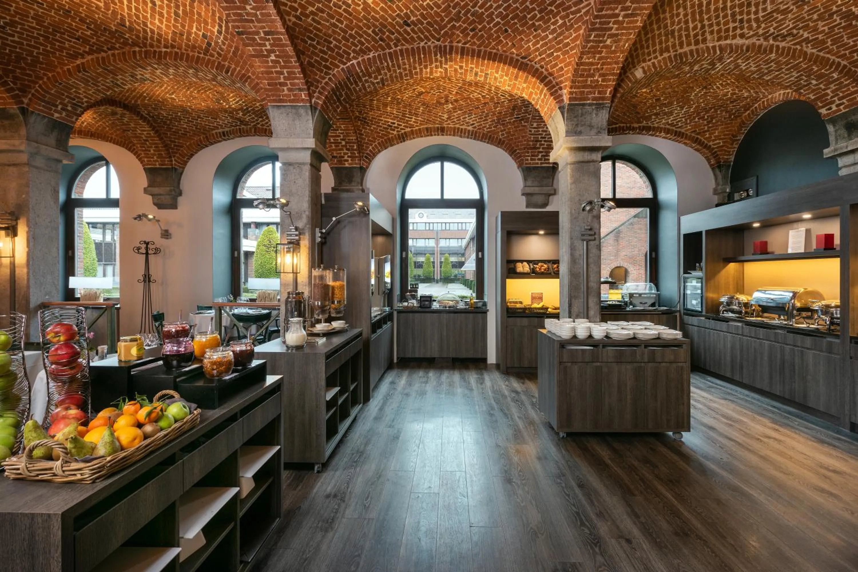 Buffet breakfast in Van der Valk Waterloo