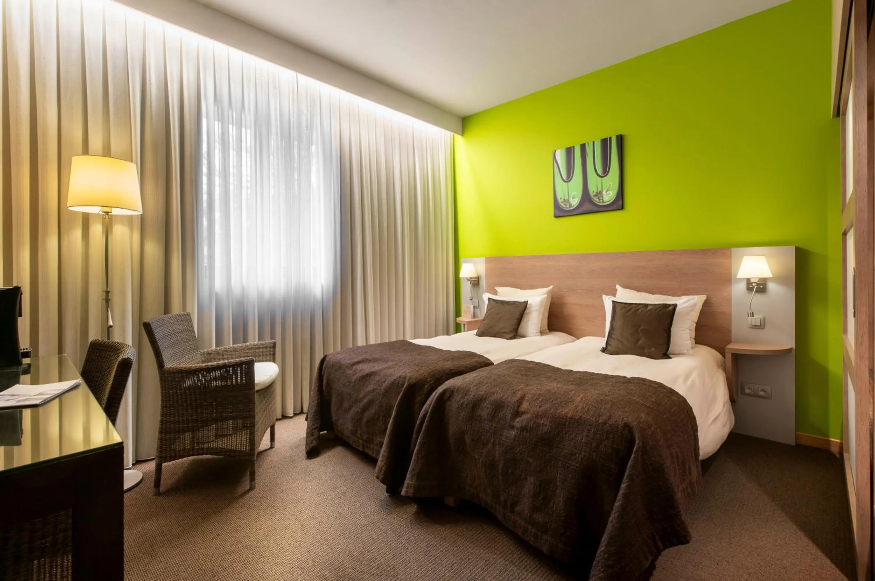 Bed in Van der Valk Waterloo