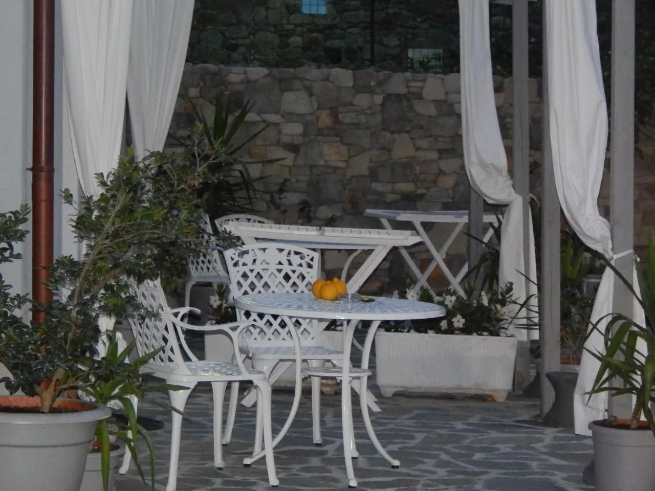 Patio in B&B Piè del Castello