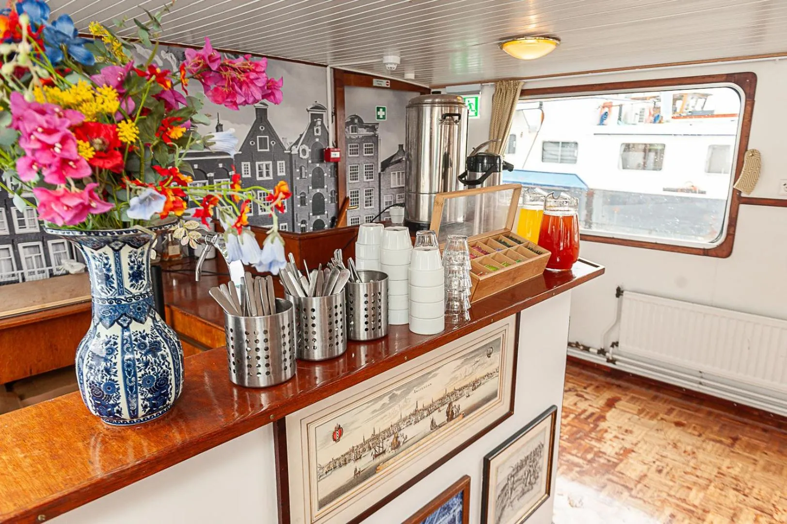 Breakfast in The Cabin @ MPS Noorderzon