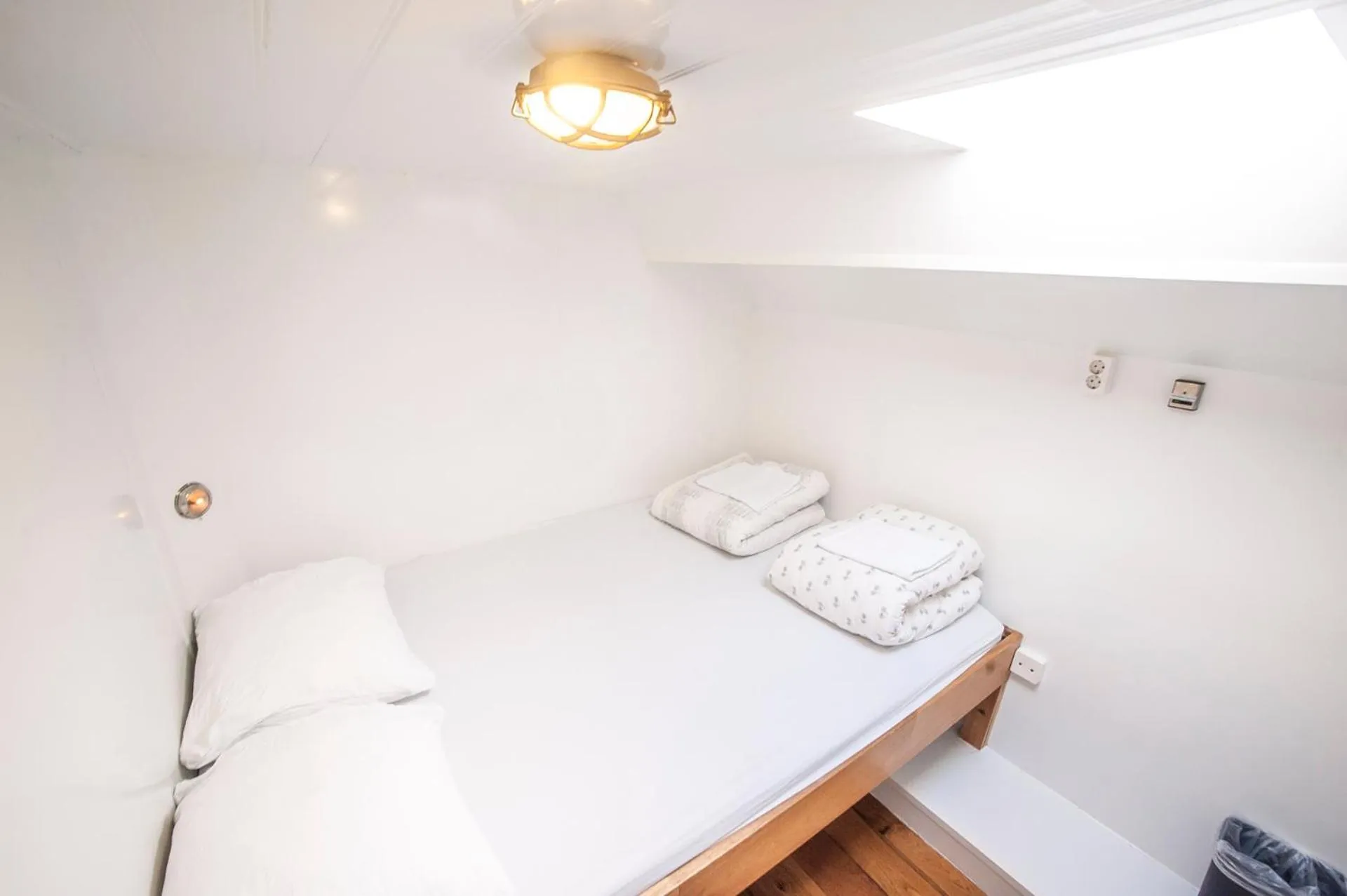 Bed in The Cabin @ MPS Noorderzon