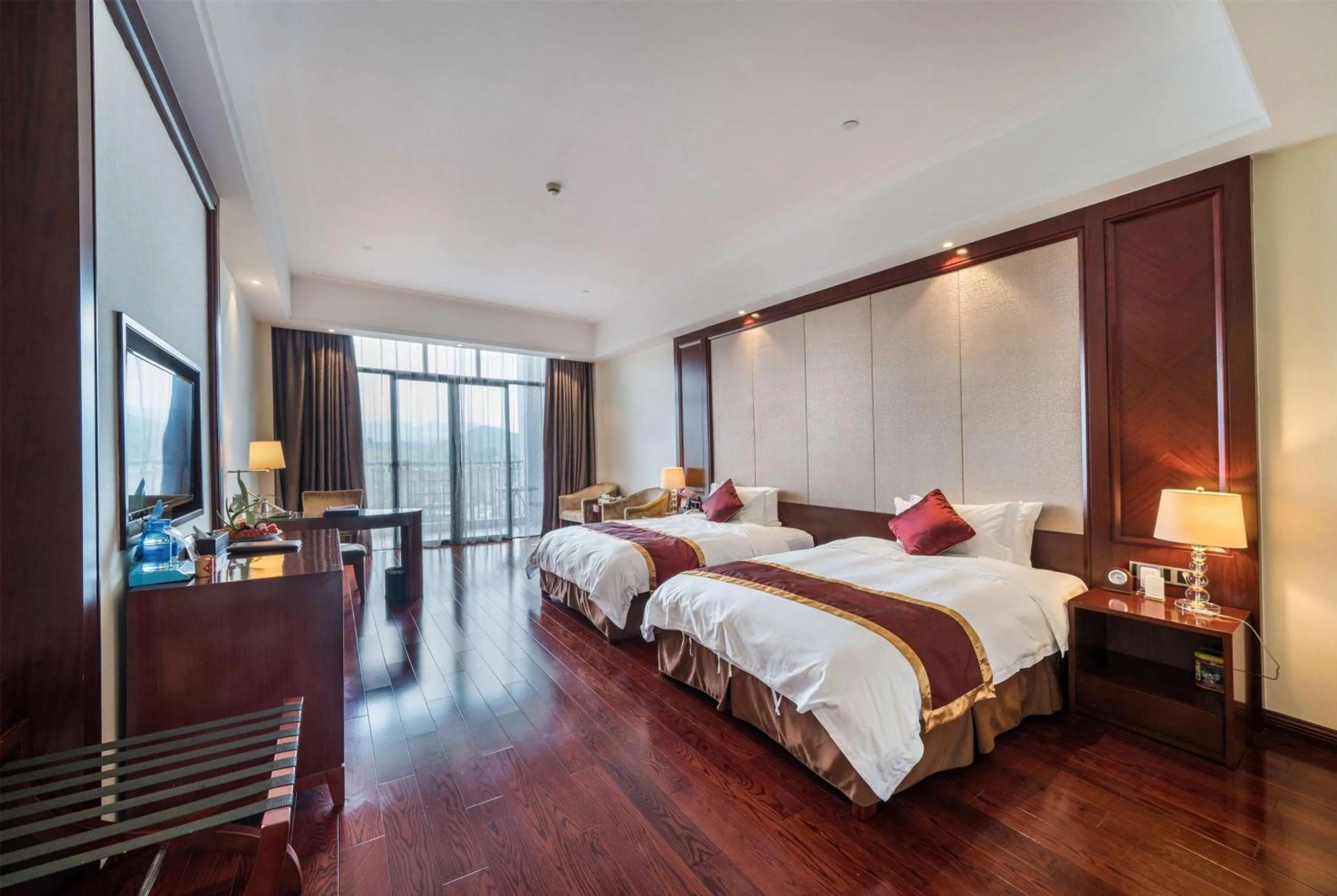 Photo of the whole room in Wyndham Garden Wuyishan