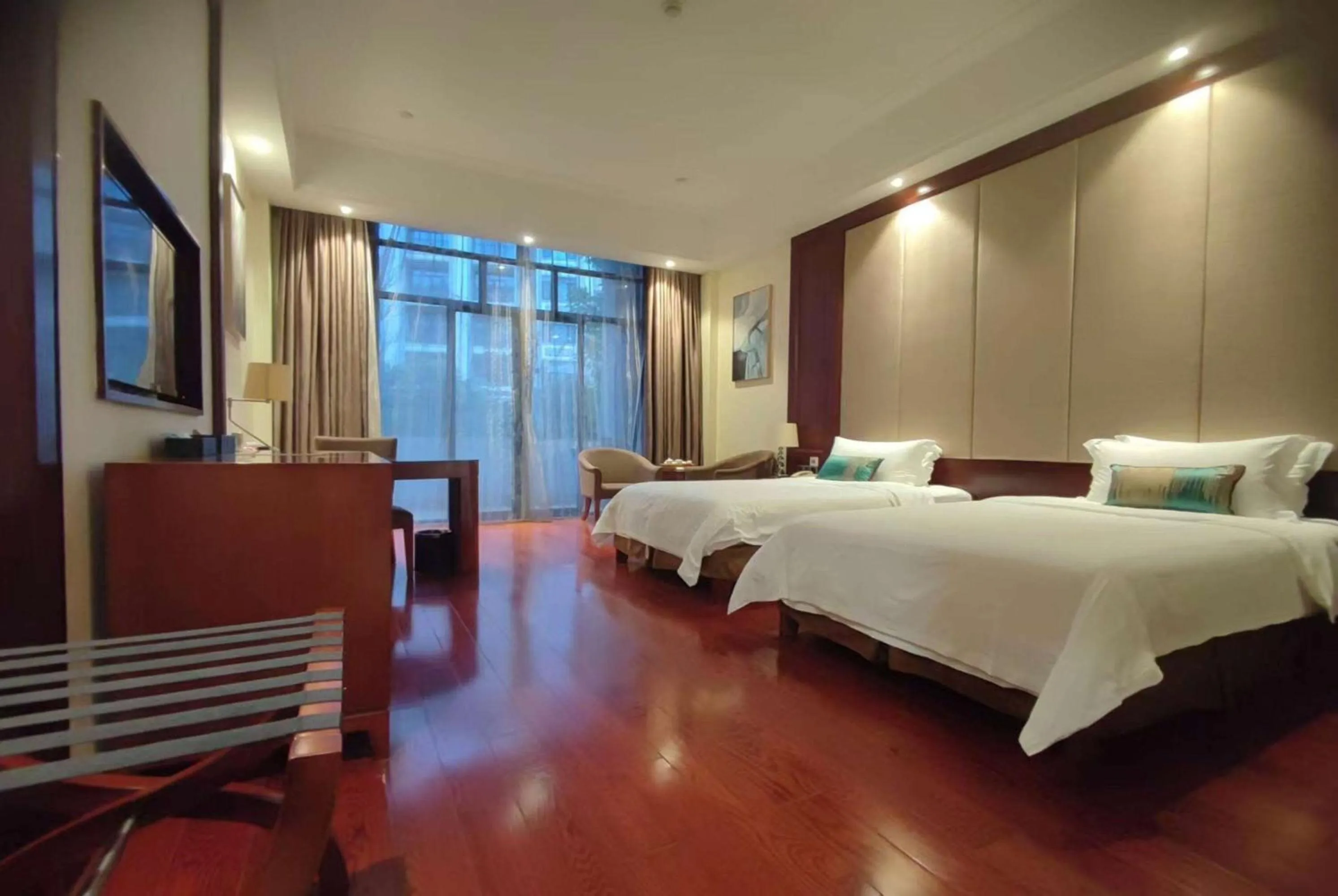 Photo of the whole room in Wyndham Garden Wuyishan