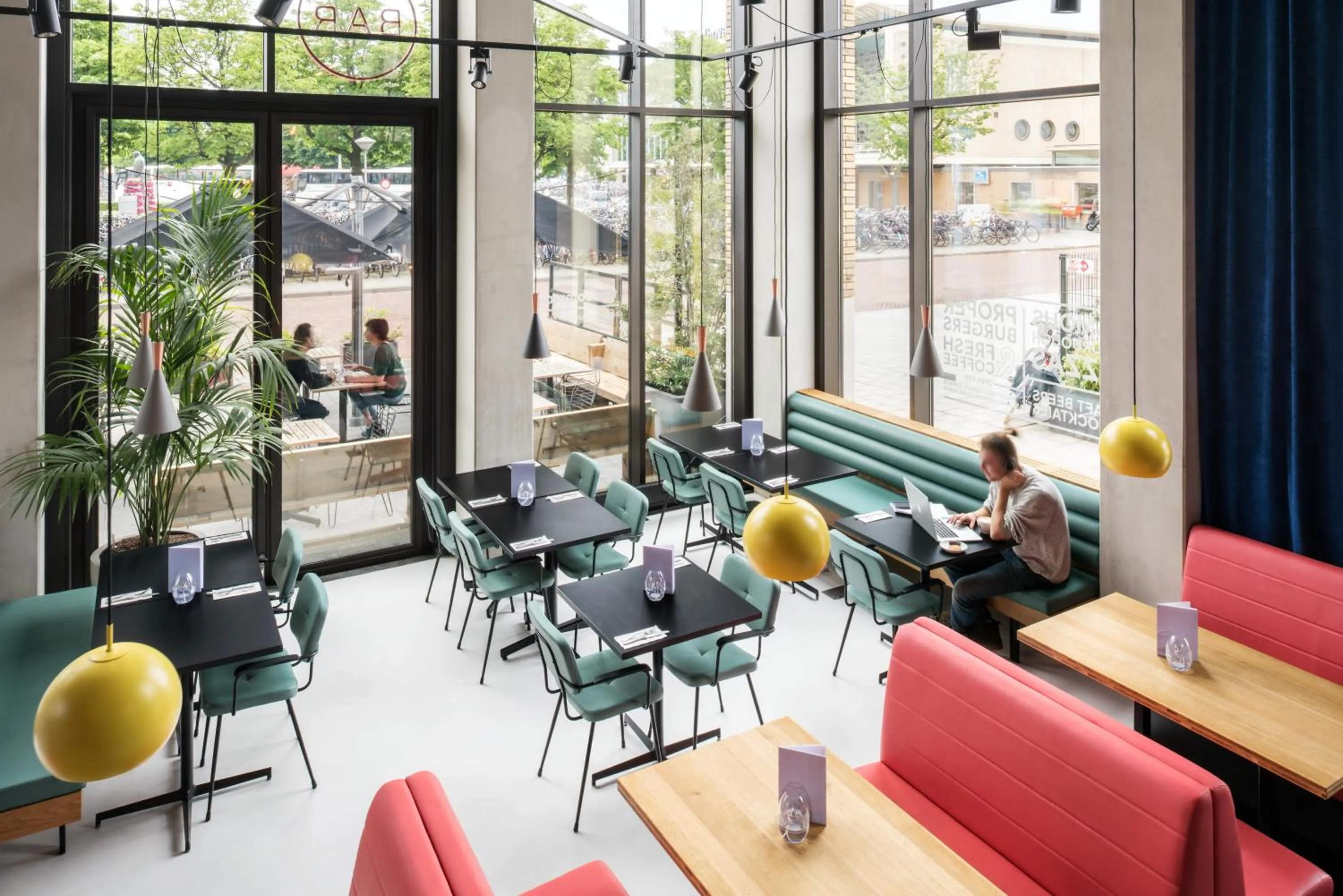 Restaurant/places to eat in The Social Hub Eindhoven