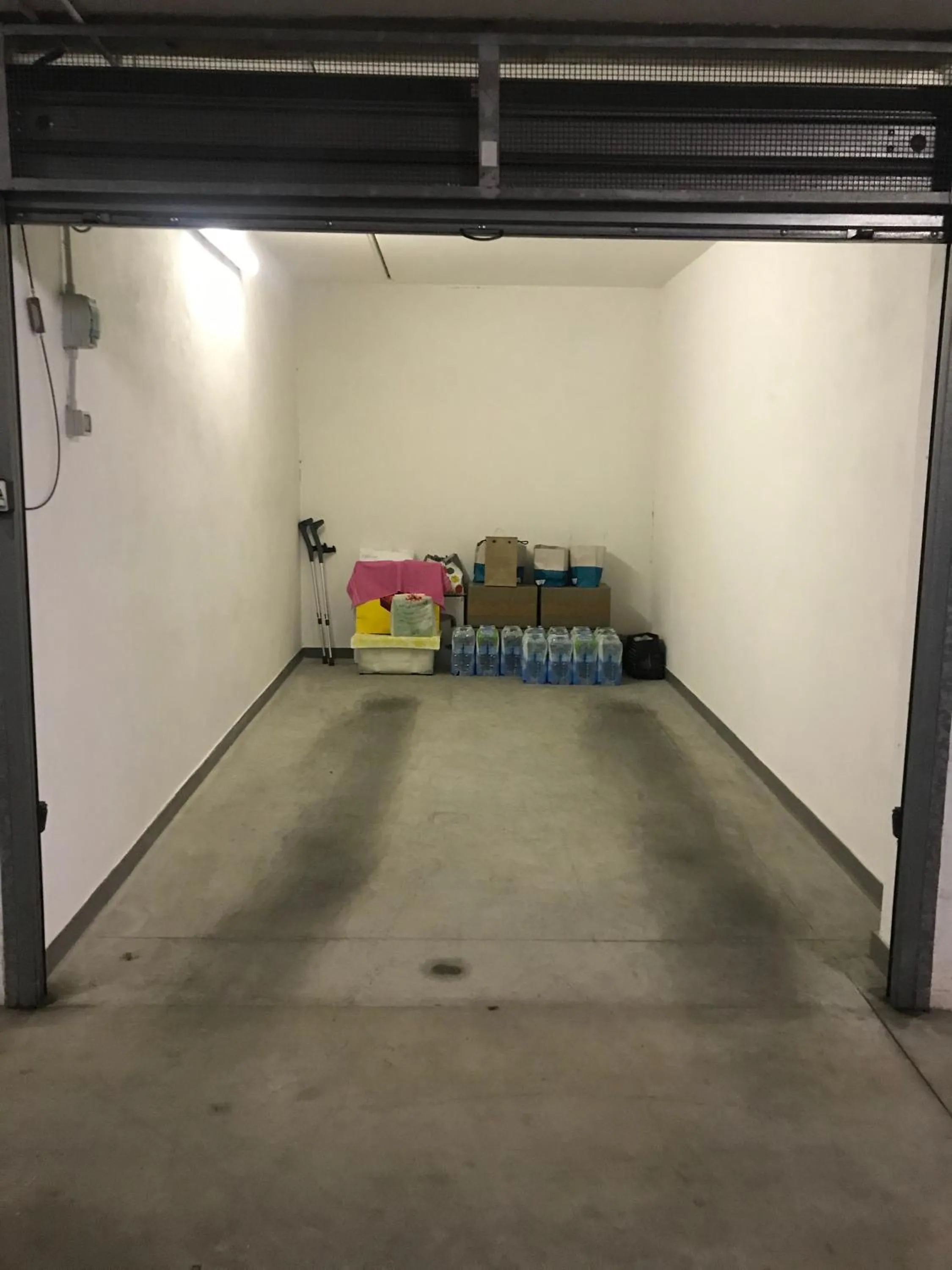 Parking in Home Sorbara "Luxury Home"