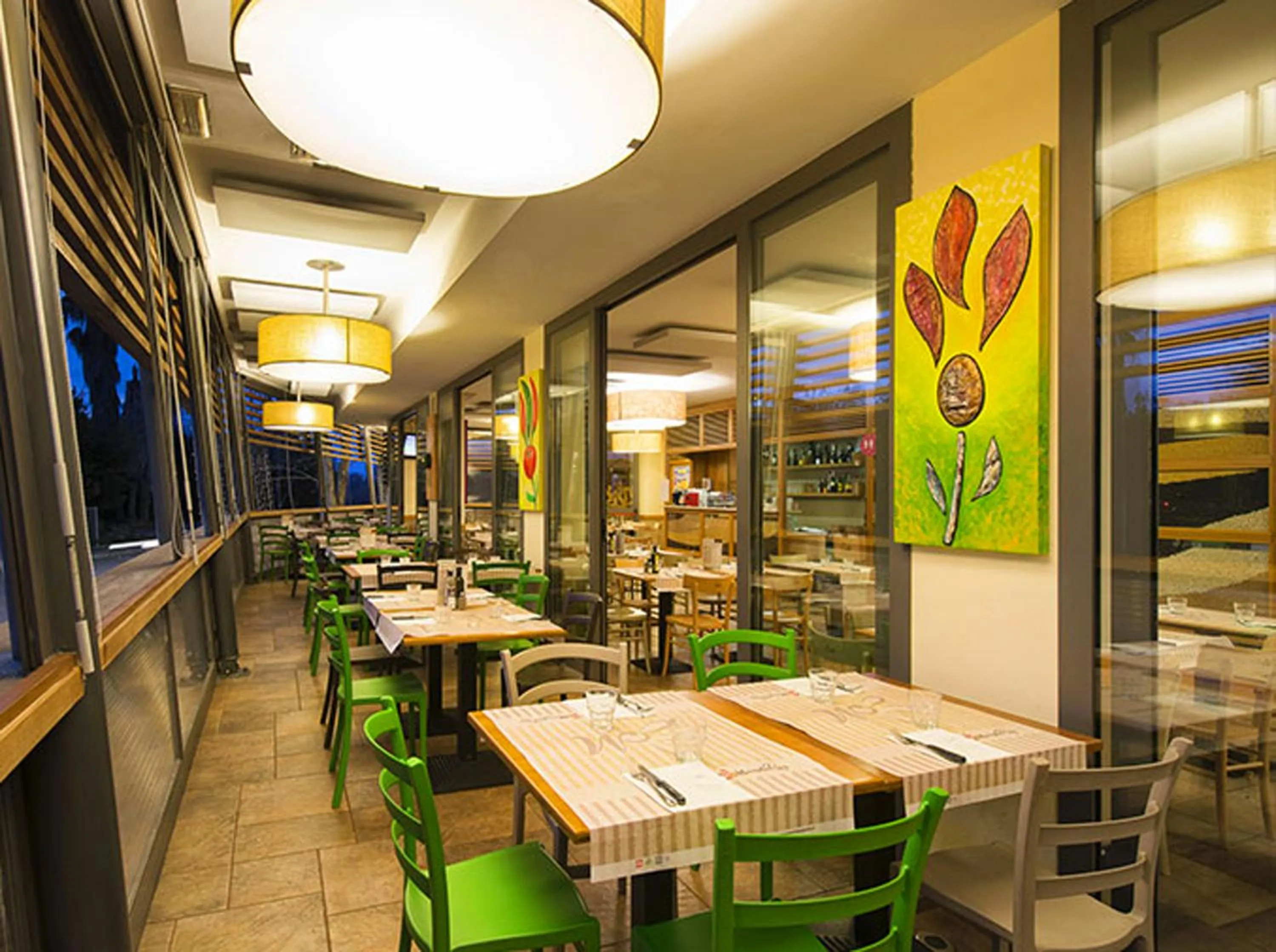 Restaurant/places to eat in Home Sorbara "Luxury Home"