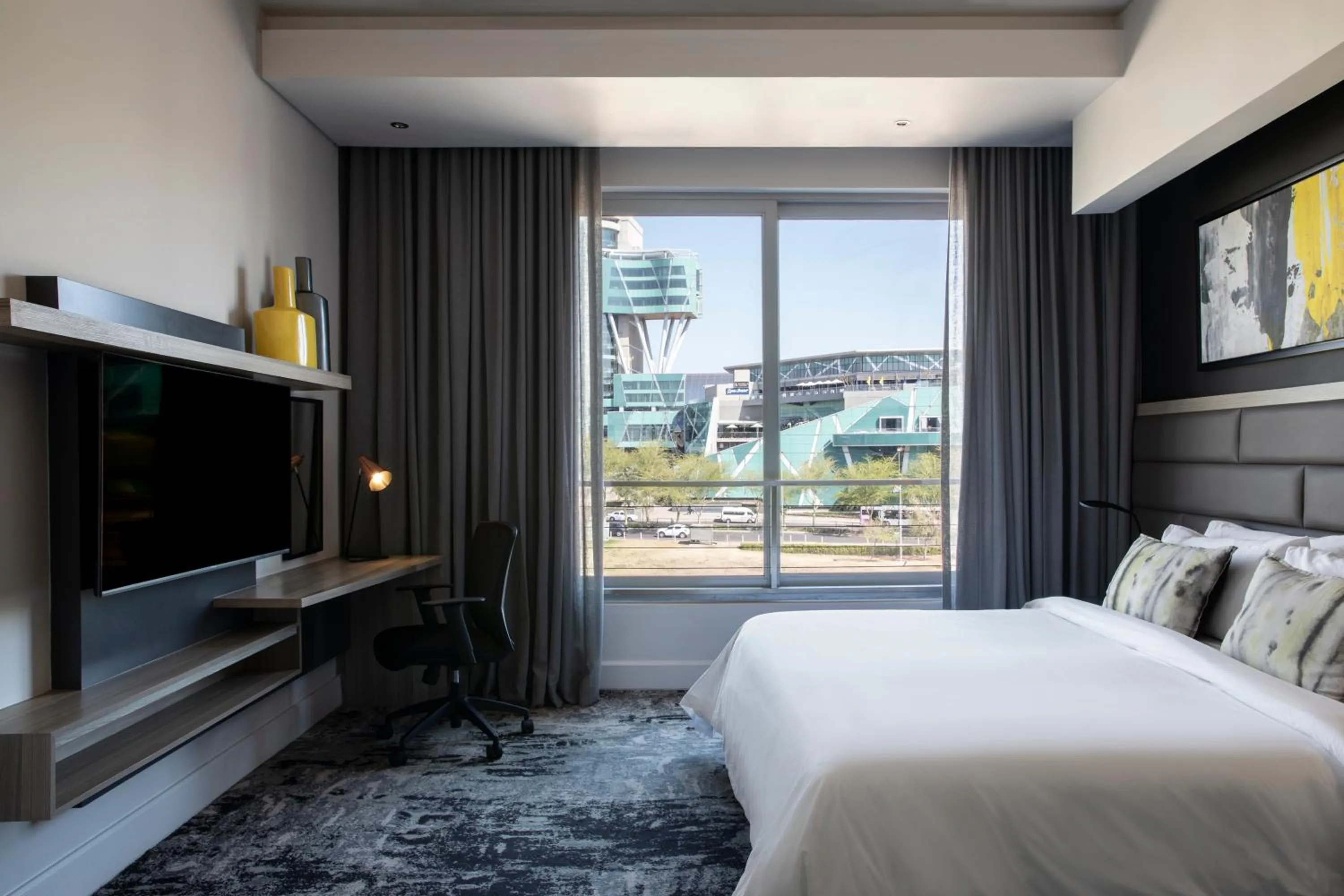 View (from property/room), Bed in The Capital Menlyn Maine