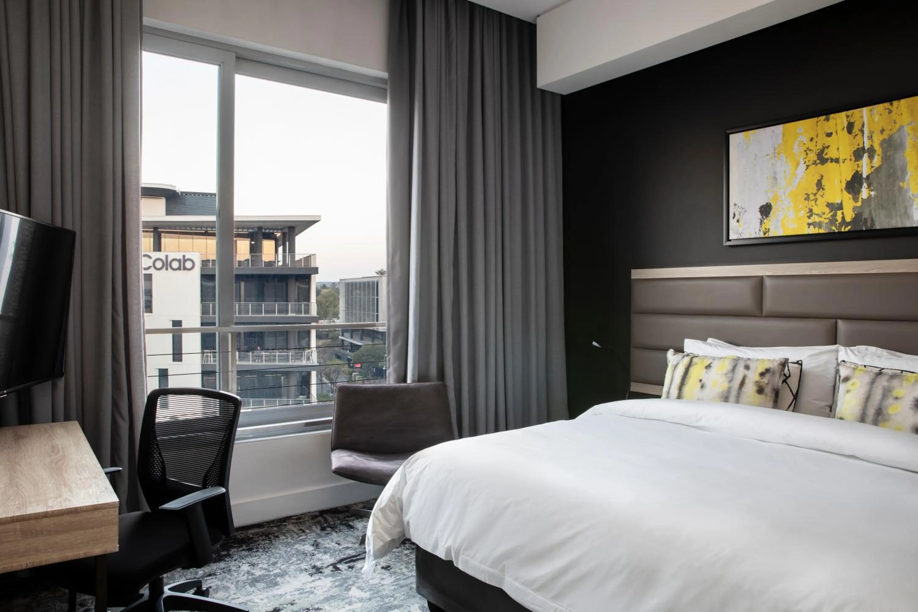 View (from property/room), Bed in The Capital Menlyn Maine