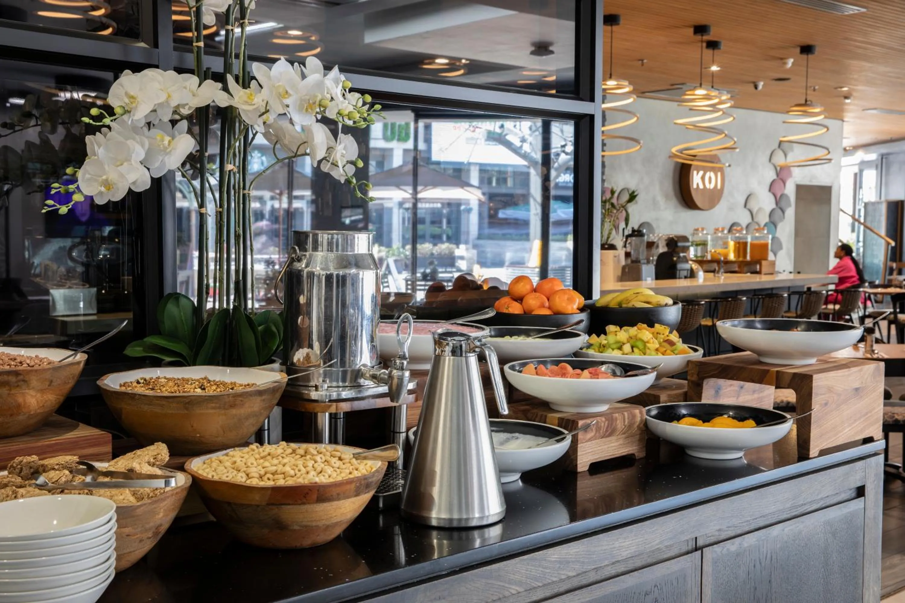 Breakfast in The Capital Menlyn Maine