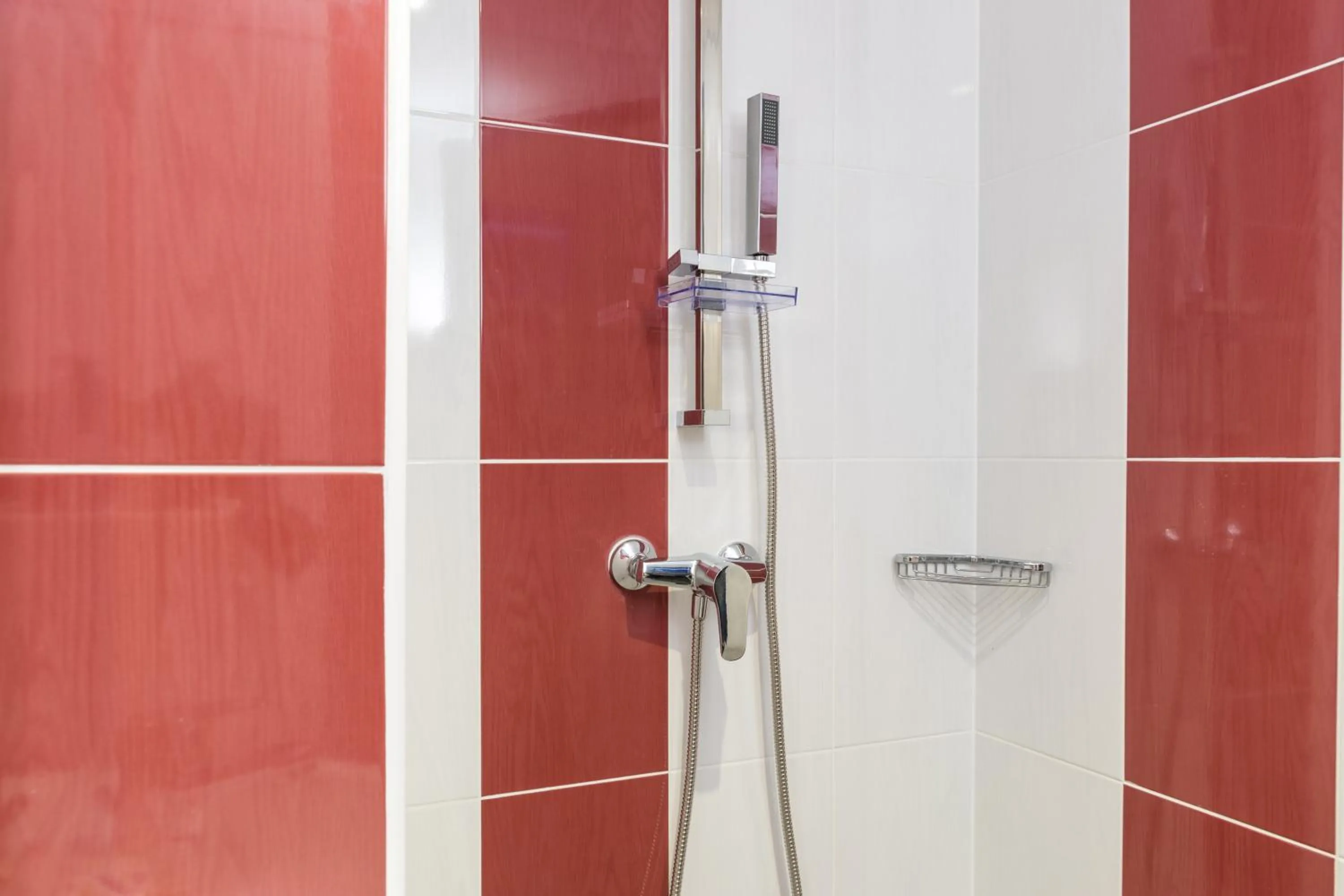 Bathroom in initial by balladins Saint-Quentin / Gauchy