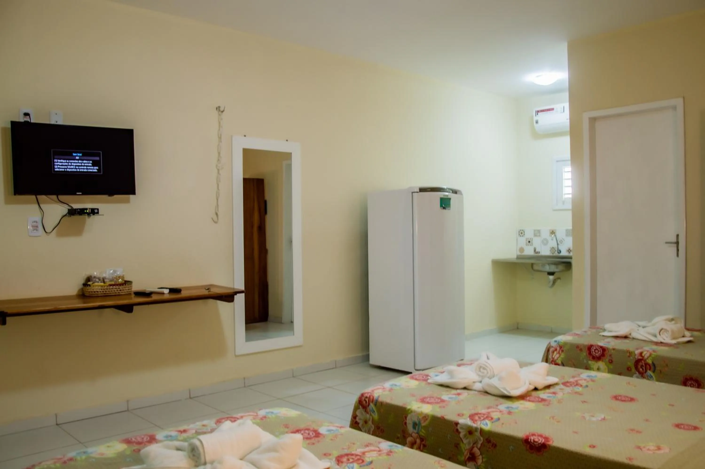 Bedroom, Bed in Pousada Angelica