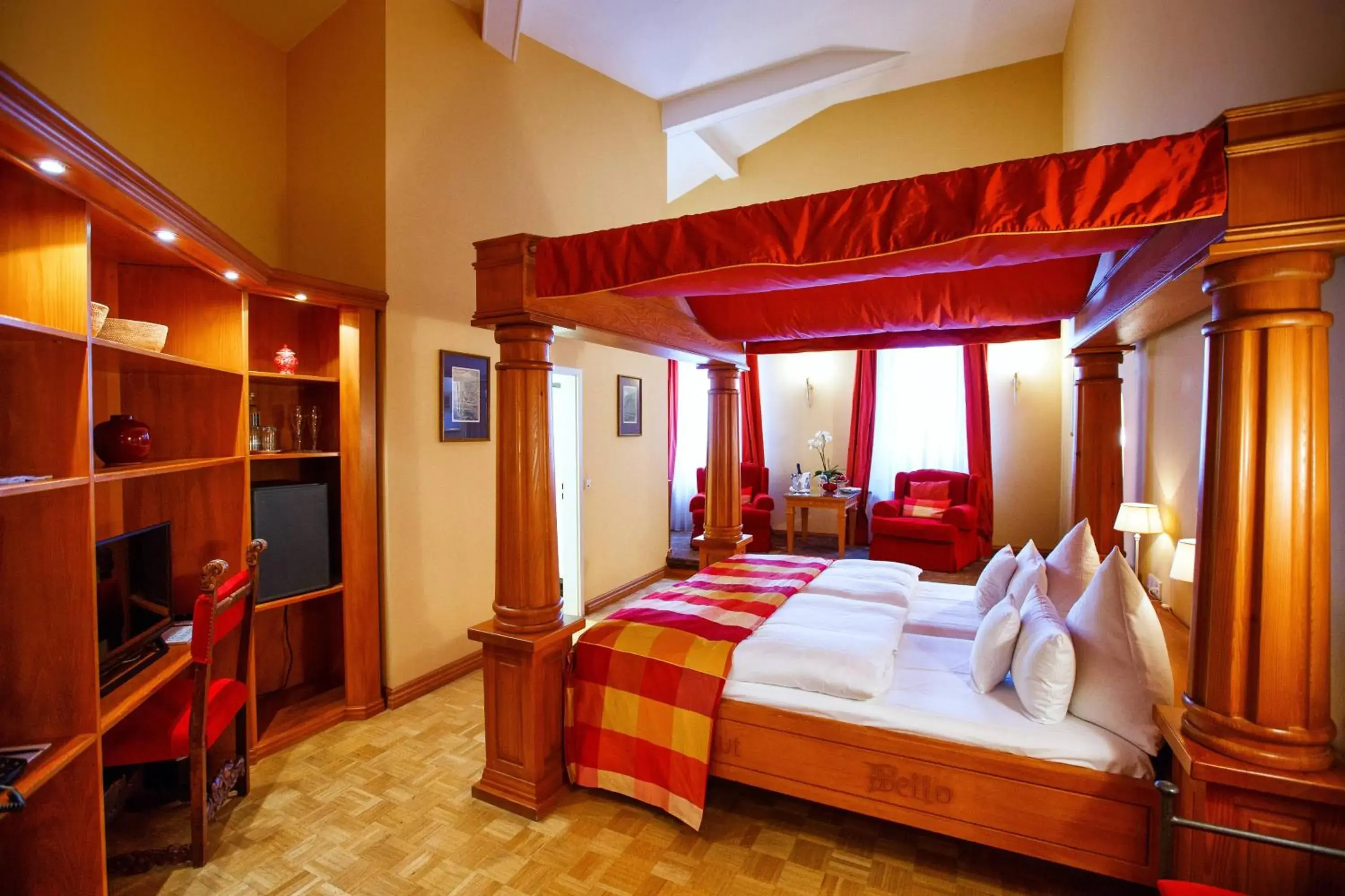 Superior Double Room in Burg & Gästehaus by Schwarzenstein Superior Double Room in Burg & Gästehaus by Schwarzenstein