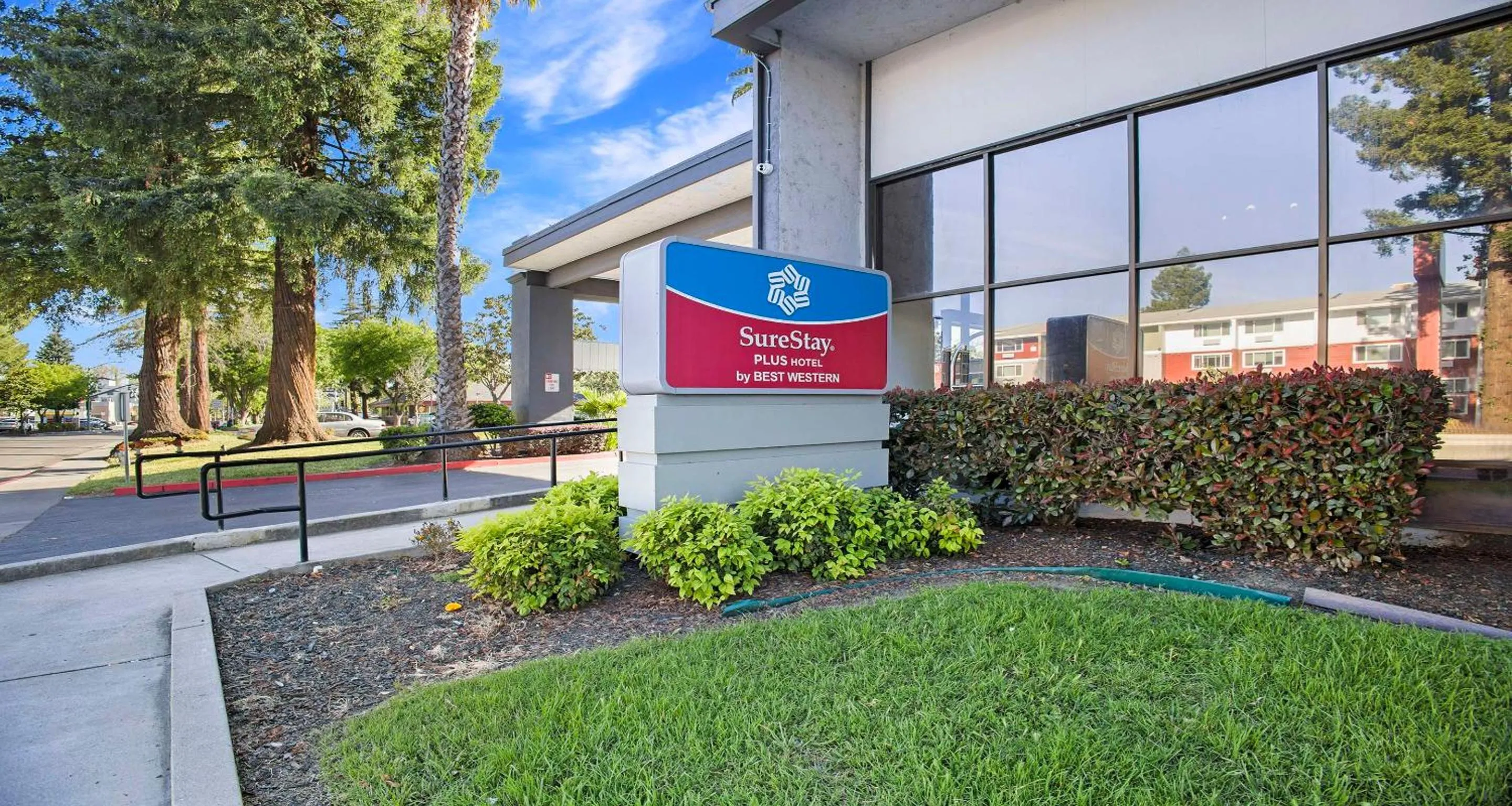 Property building in SureStay Plus Hotel by Best Western Sacramento North