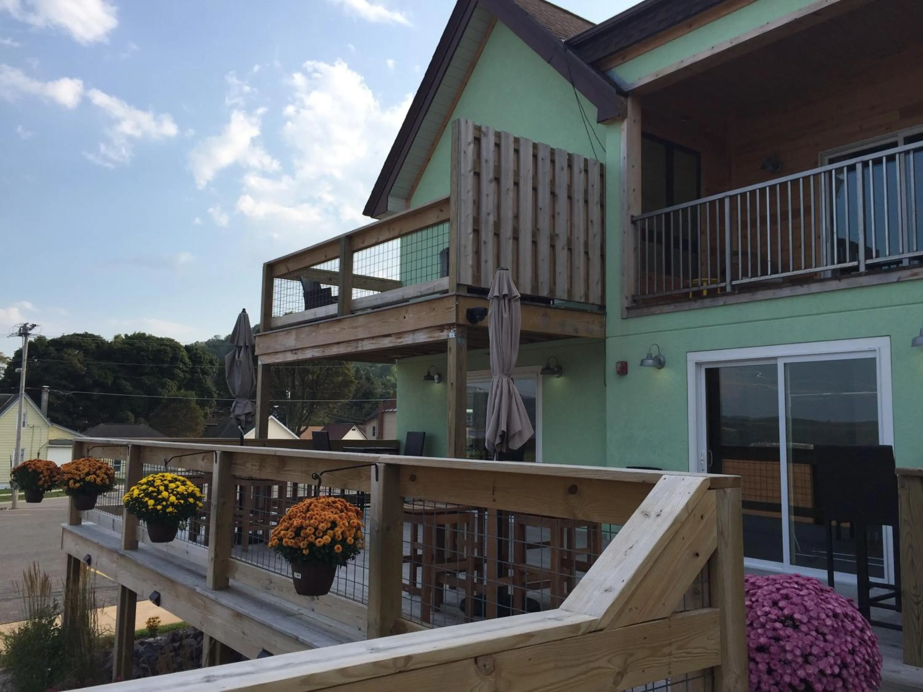 Property building in Roam Inn