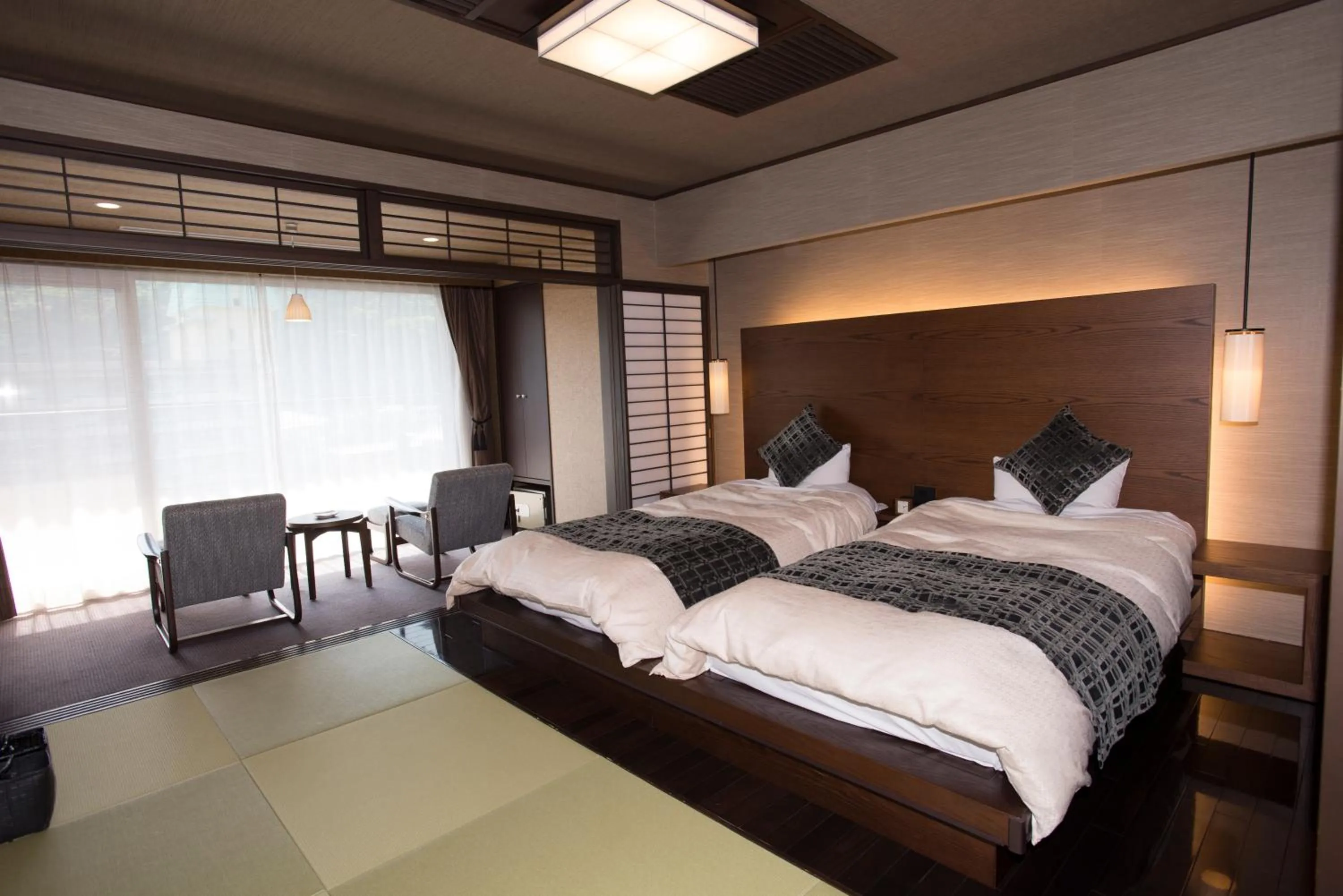 Photo of the whole room, Bed in Kinunokeikoku Hekiryu
