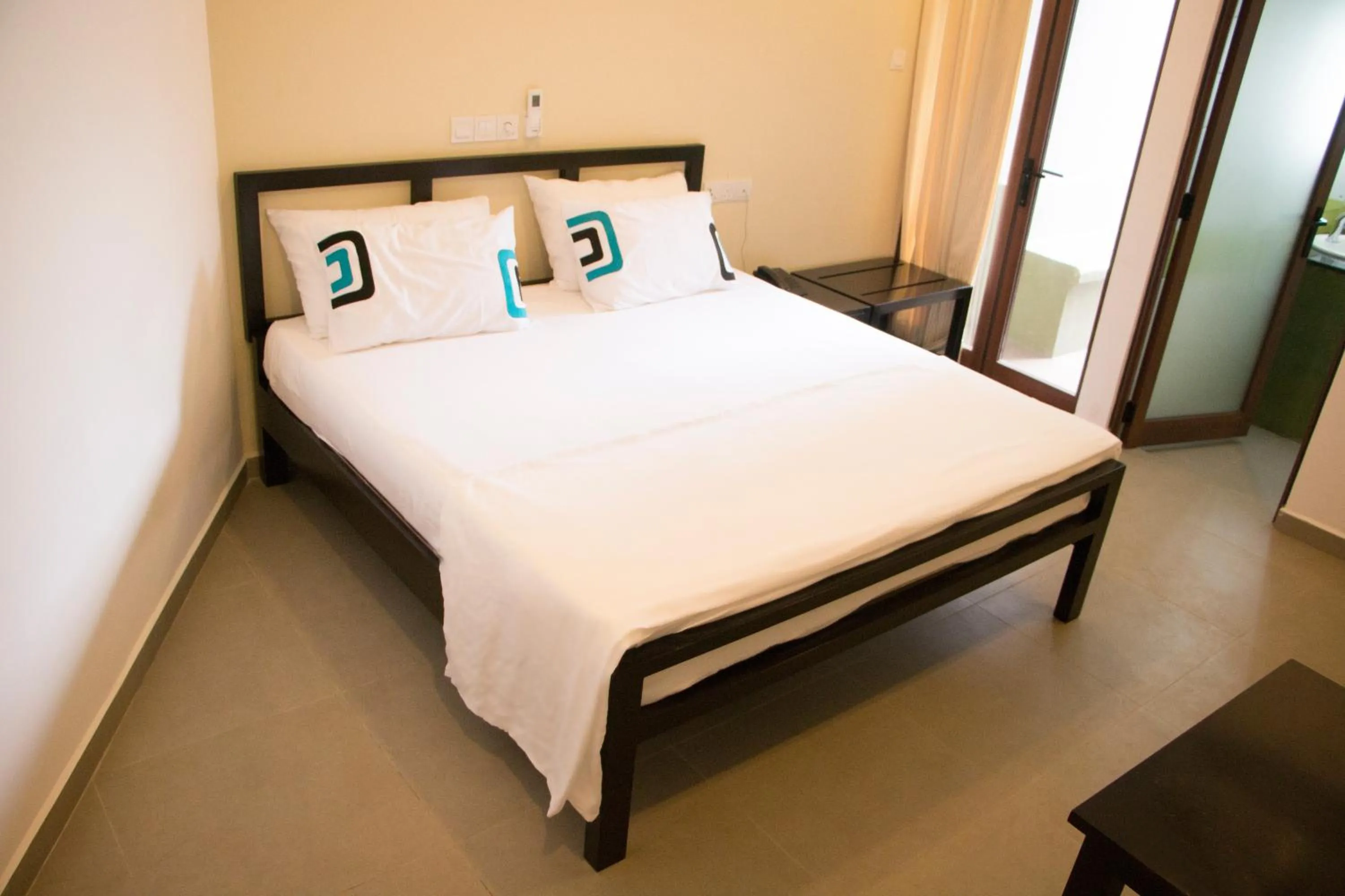 Bed in Saninro Hotel - Ragama