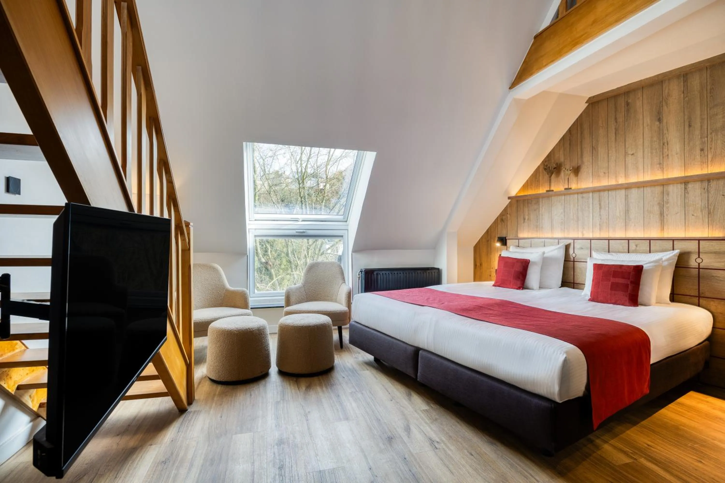 Bedroom, Bed in Hotel du Commerce