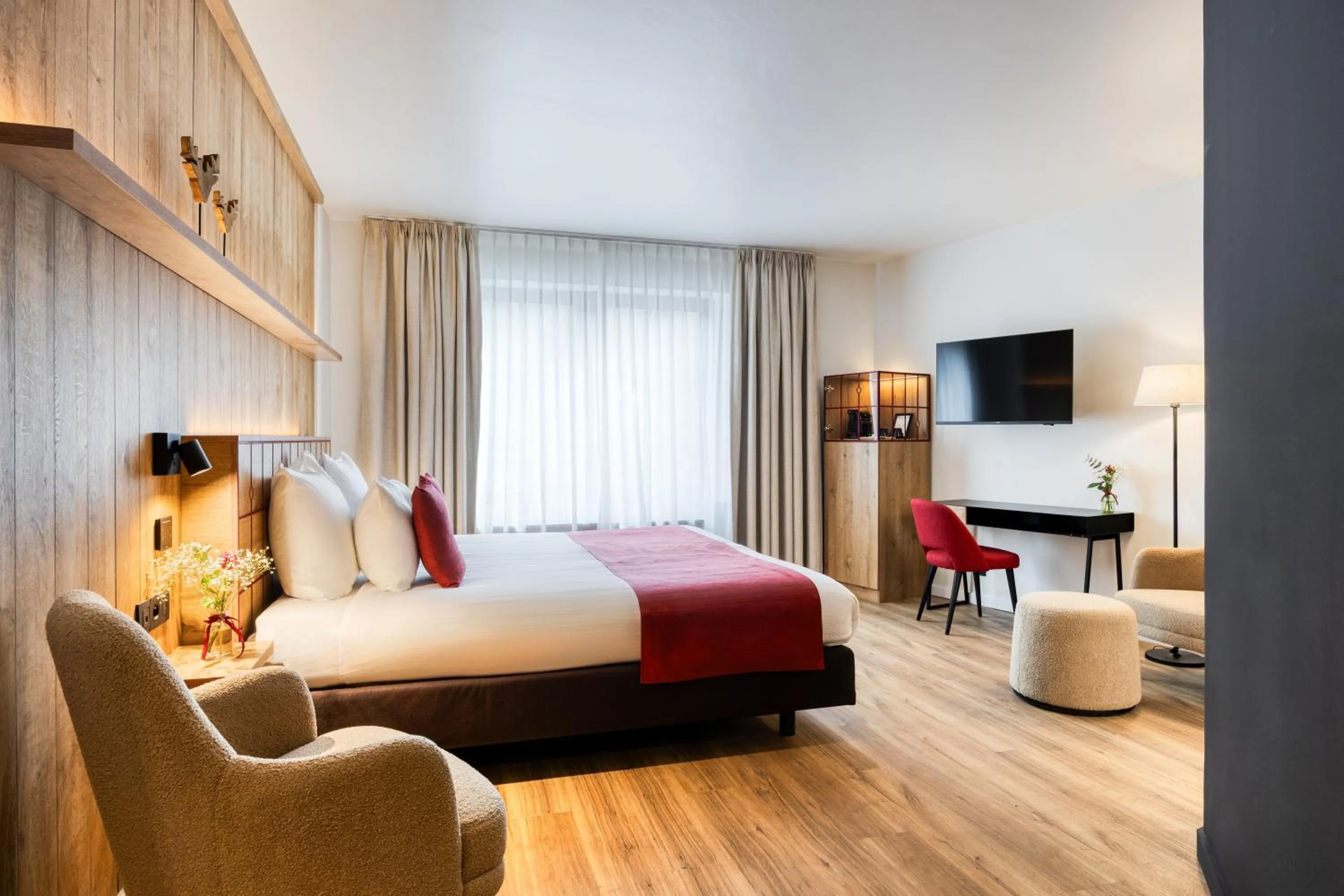 Bedroom, Bed in Hotel du Commerce